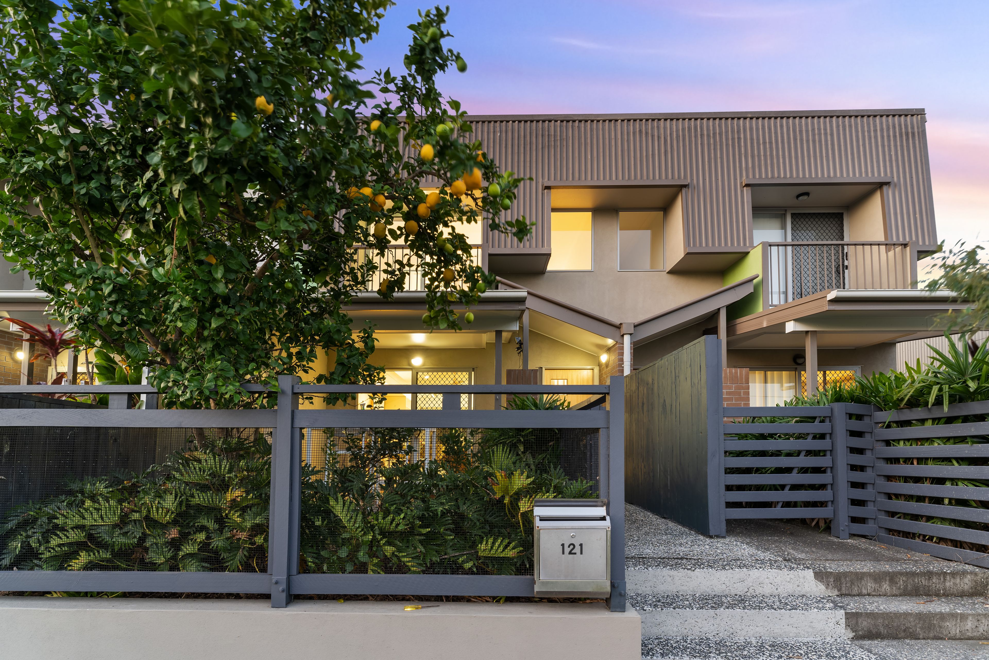 121/313 TURTON Street, Coopers Plains, QLD 4108