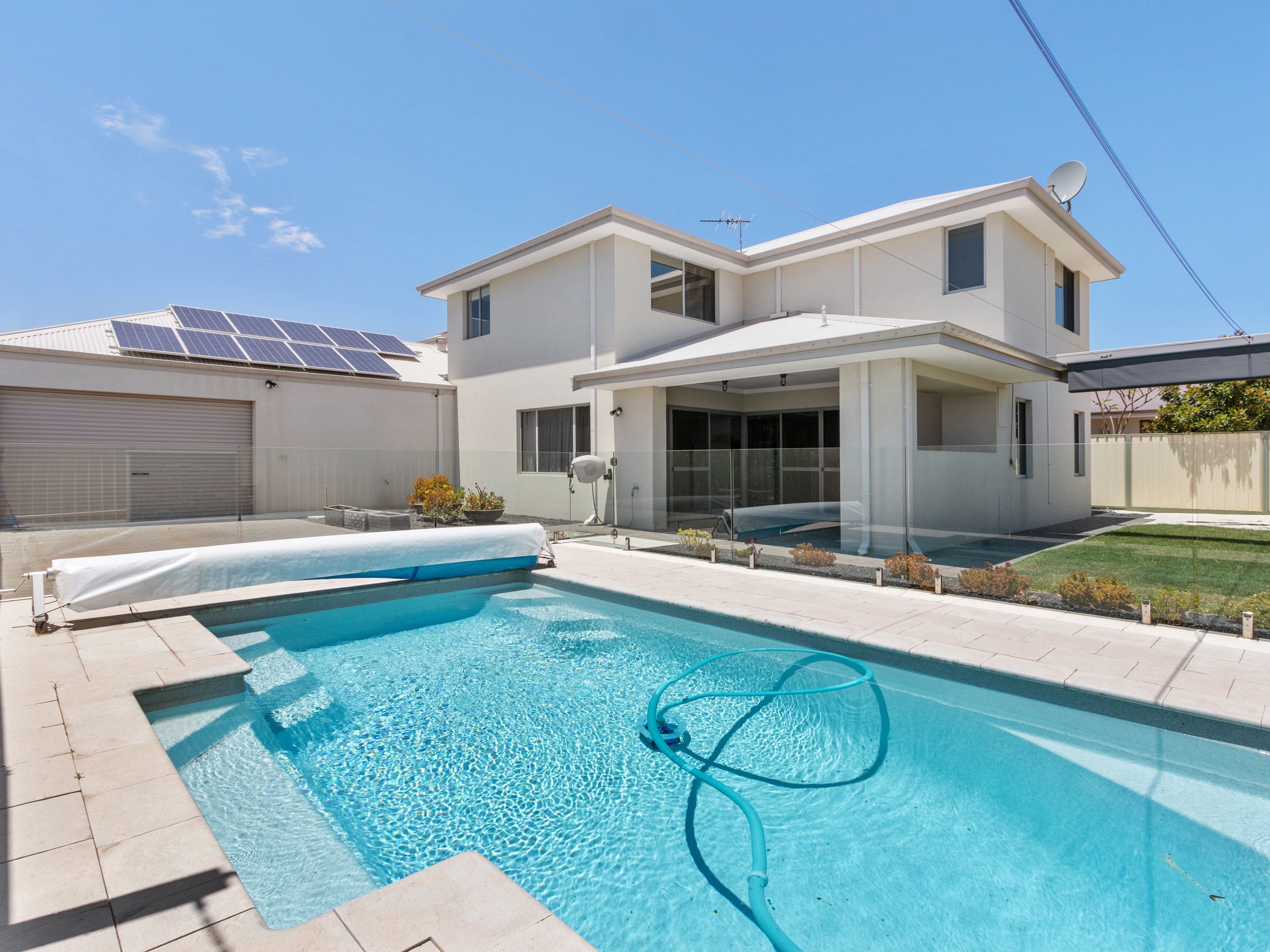 18 Dotterel Way, East Cannington, WA 6107 Sold House Ray White