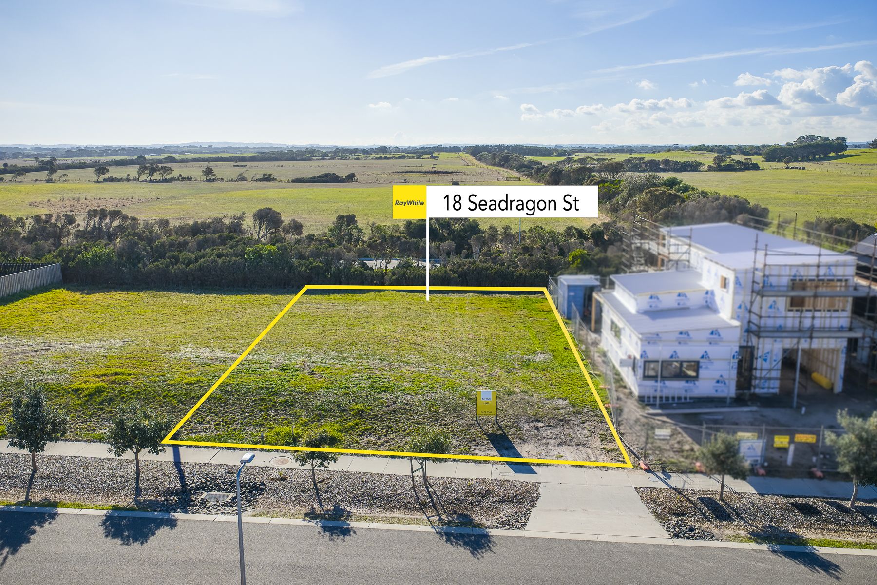 18 Seadragon Street, Cape Paterson VIC 3995