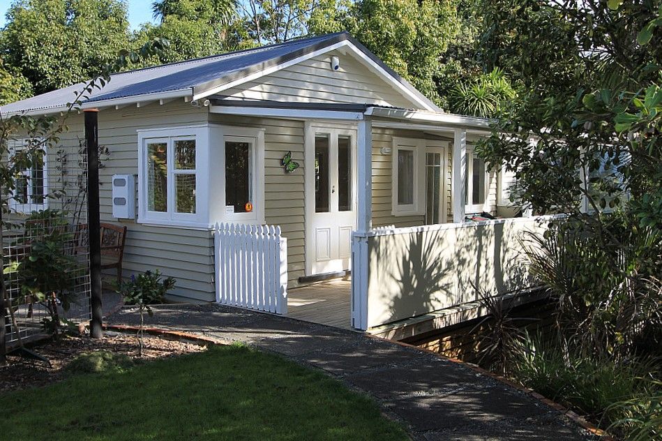 141B Atkinson Road, Titirangi, Waitakere City