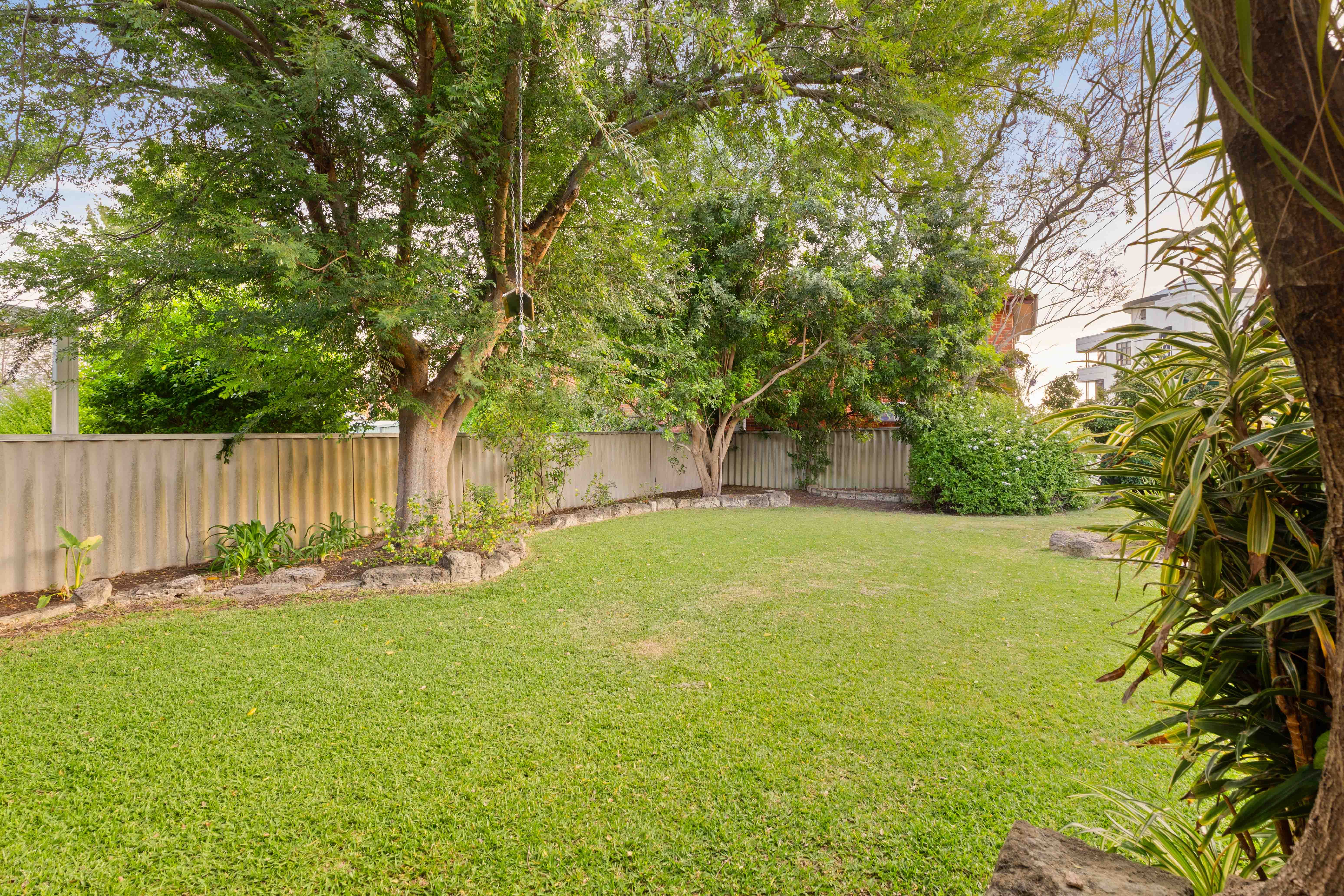 63 Rookwood Street — photo 24 of 28