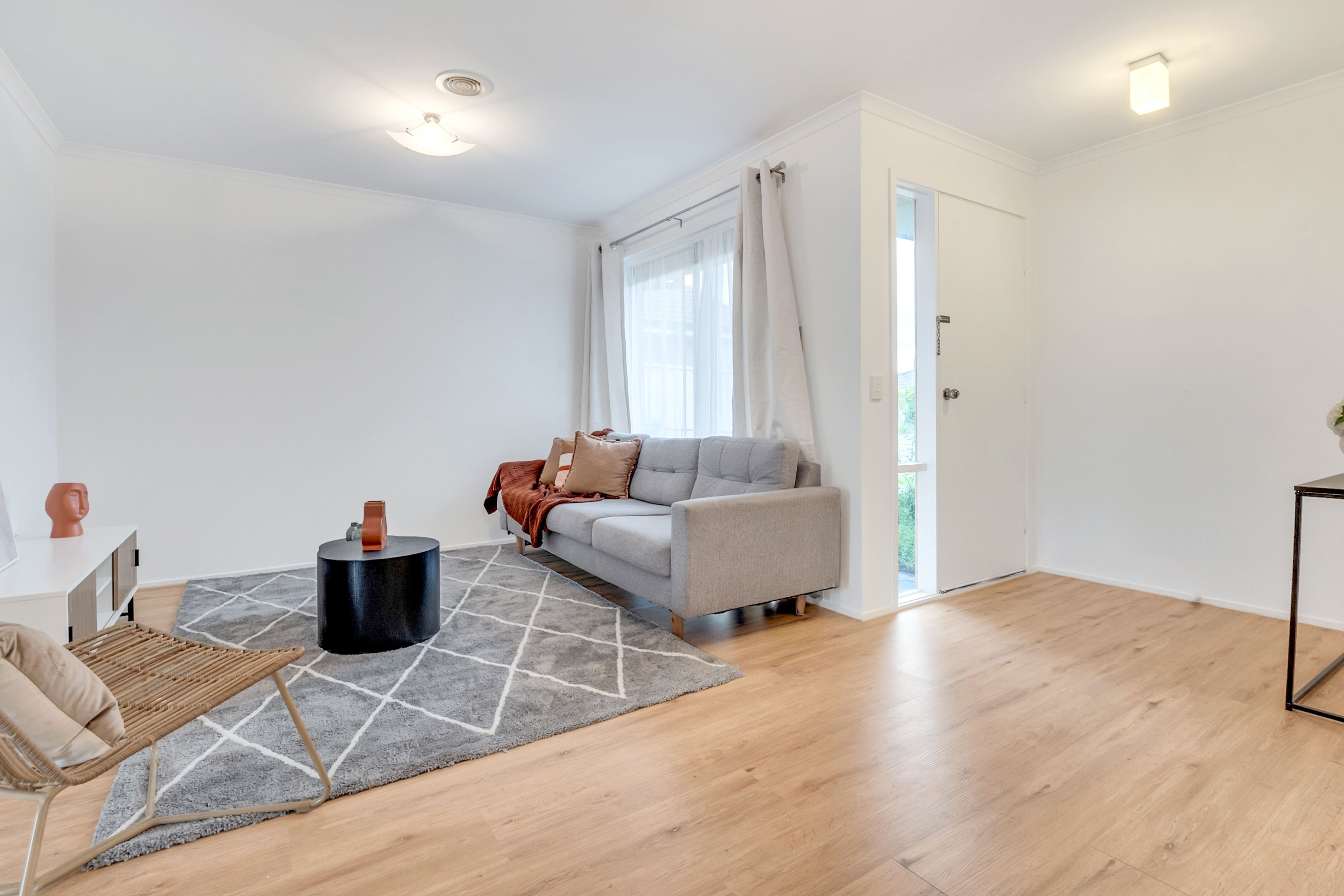 8 Waterford Avenue, Craigieburn, VIC 3064