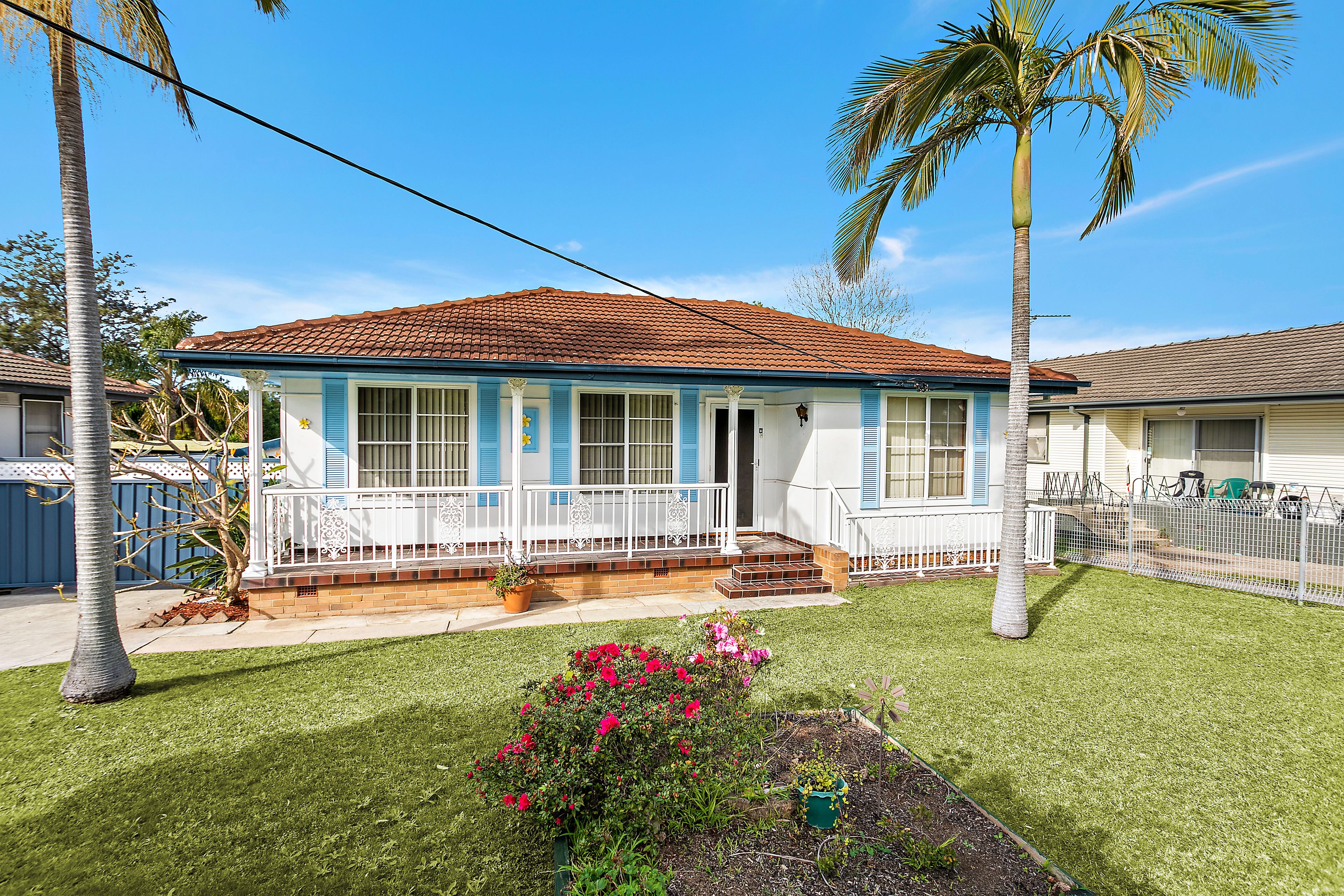 19 Hogarth Avenue, Mount Warrigal, NSW 2528