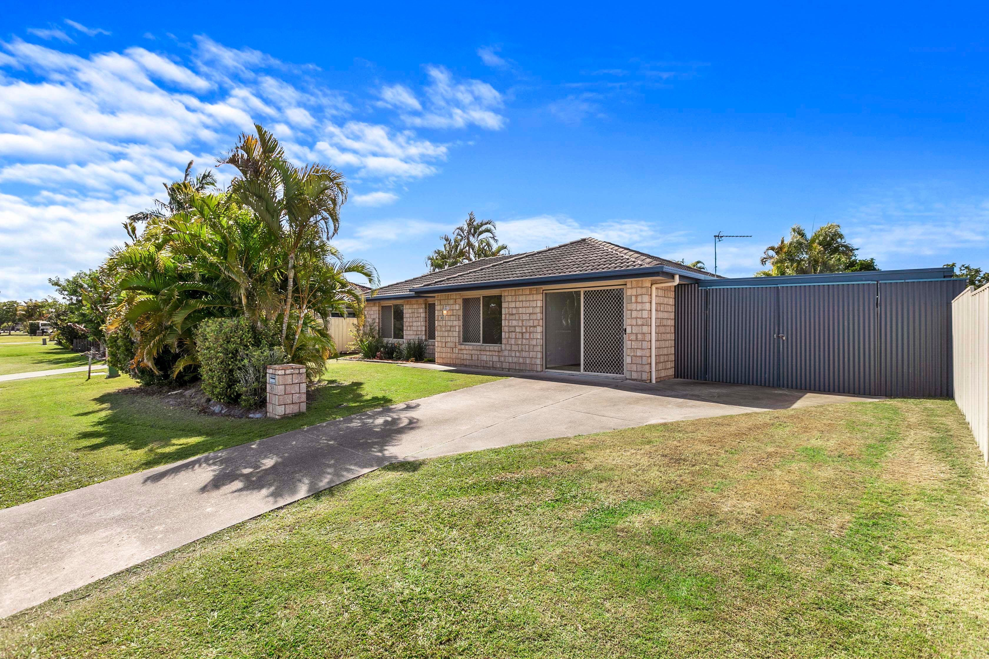 21 Wide Bay Drive, Eli Waters, QLD 4655