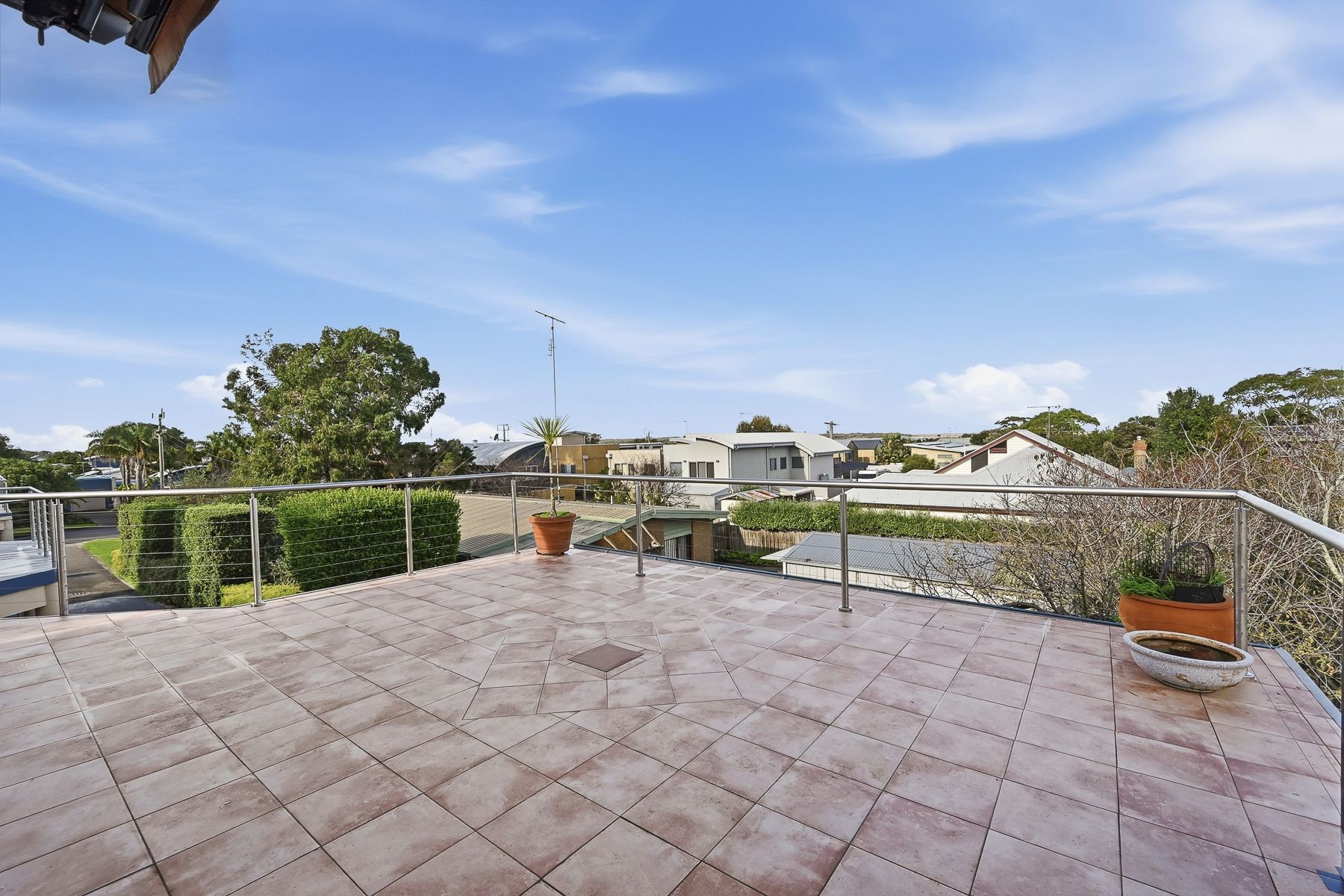 3/7 Pier Road — photo 4 of 19