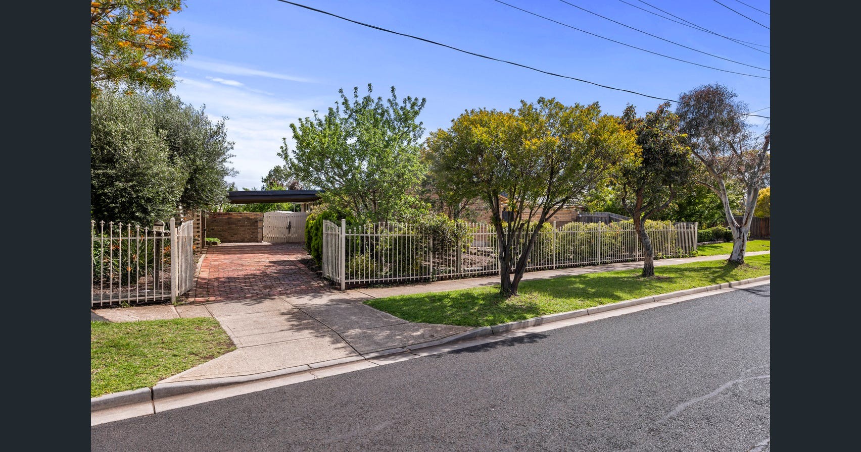 13 Risson Street, Melton South, VIC 3338