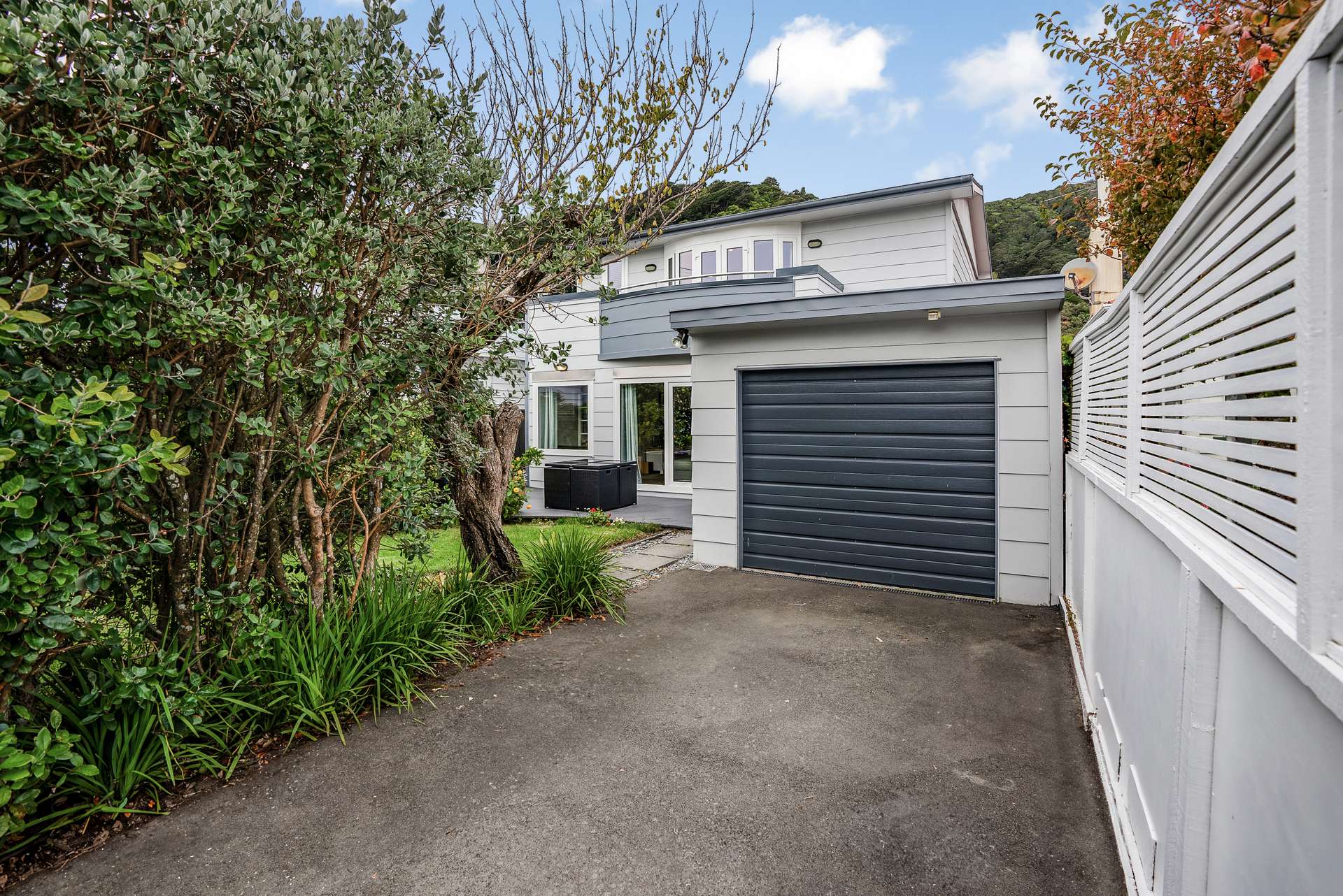 411 Muritai Road photo 23
