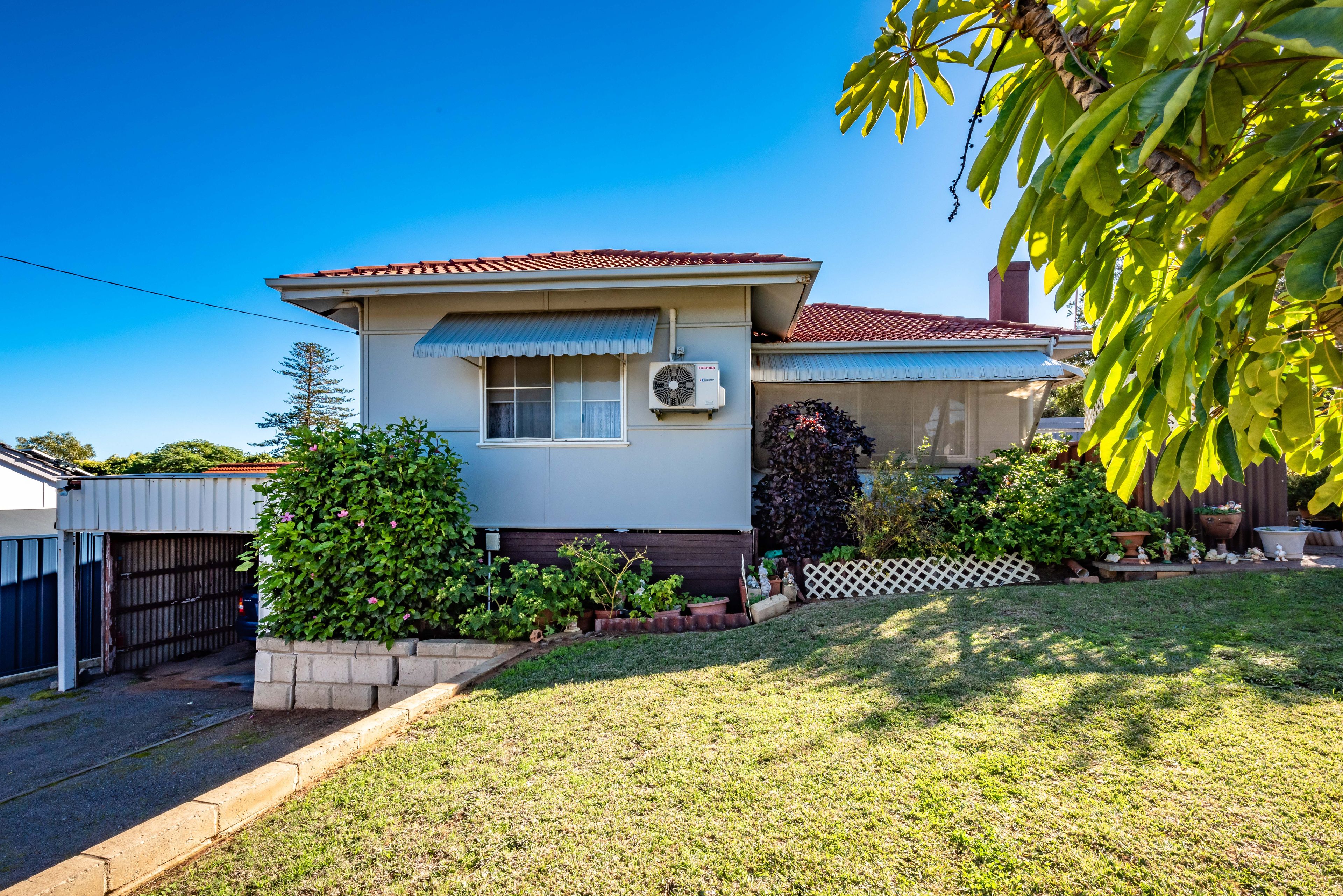 19 Hutchinson Street, Geraldton, WA 6530