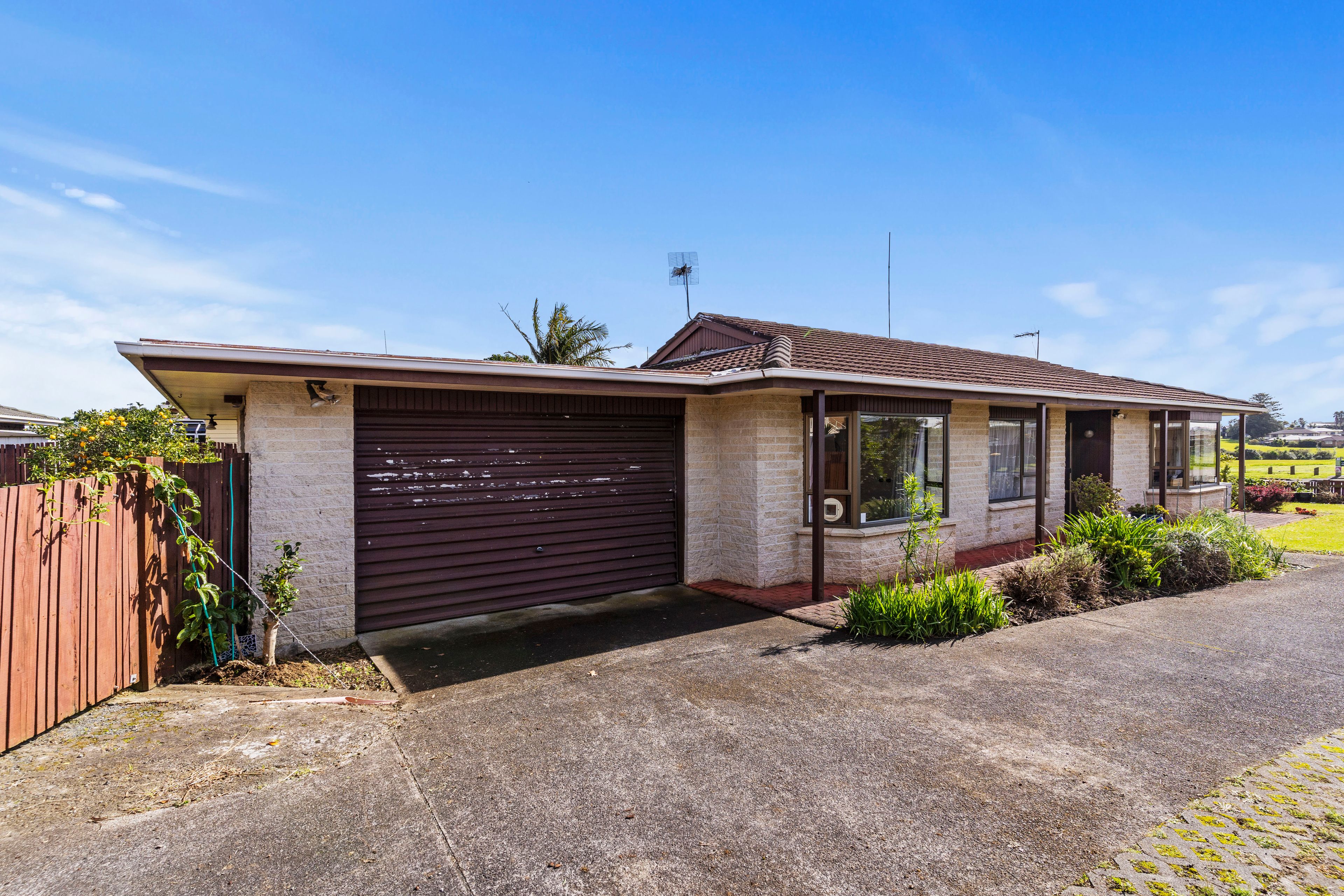 30 Gibbons Road, Weymouth, Manukau City