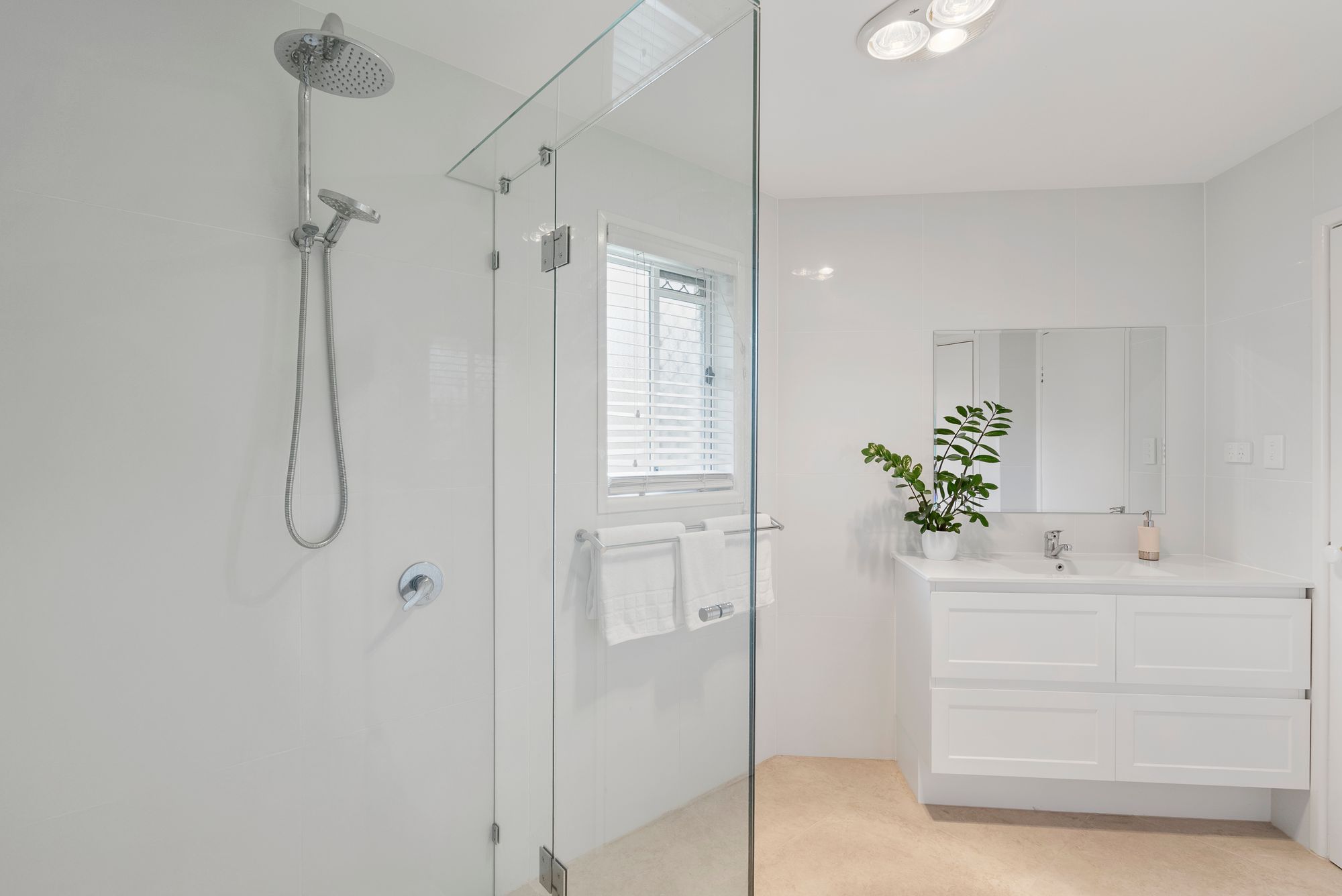 19/34 Lani Street — photo 10 of 23