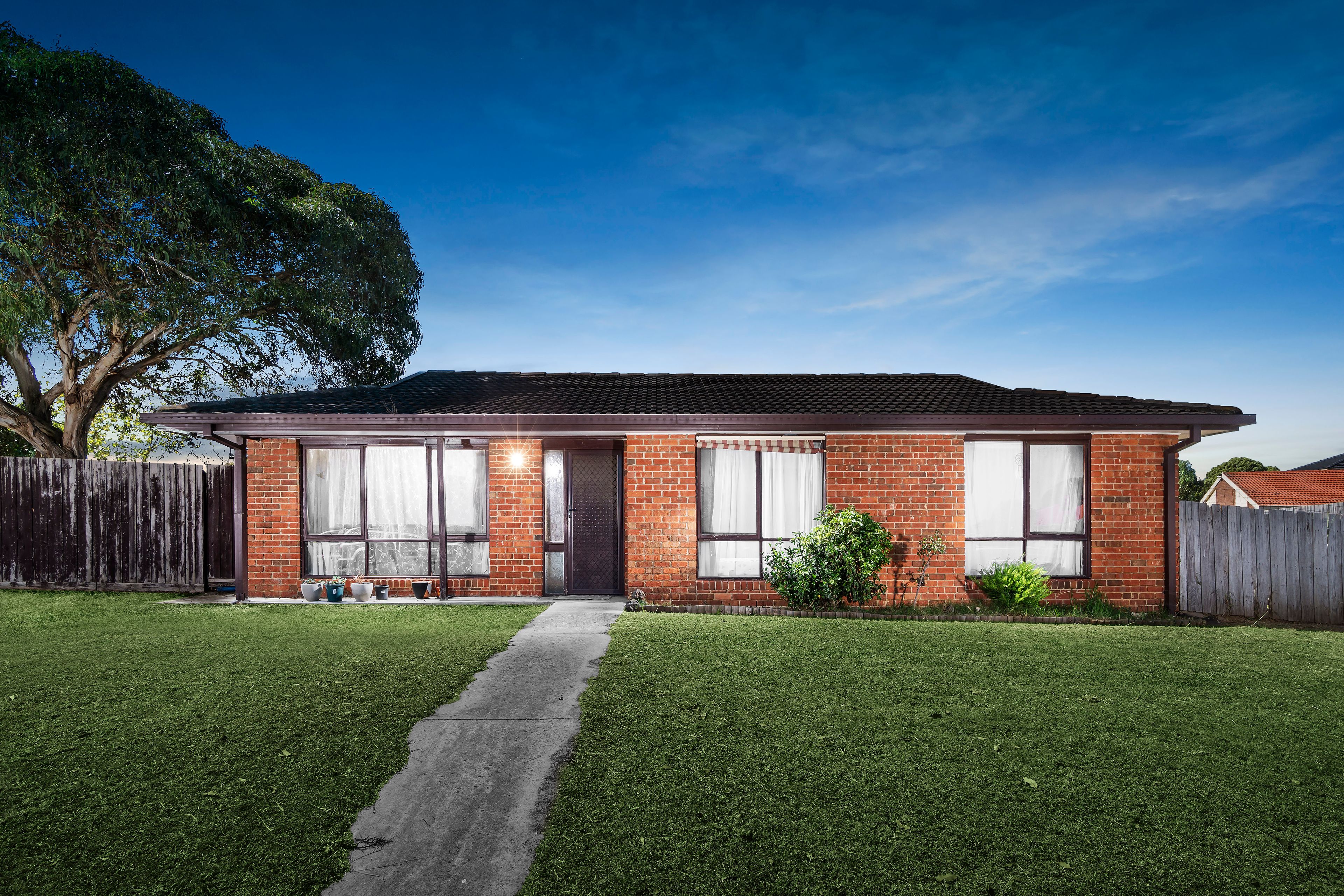 2 Colorado Crescent, Rowville VIC 3178
