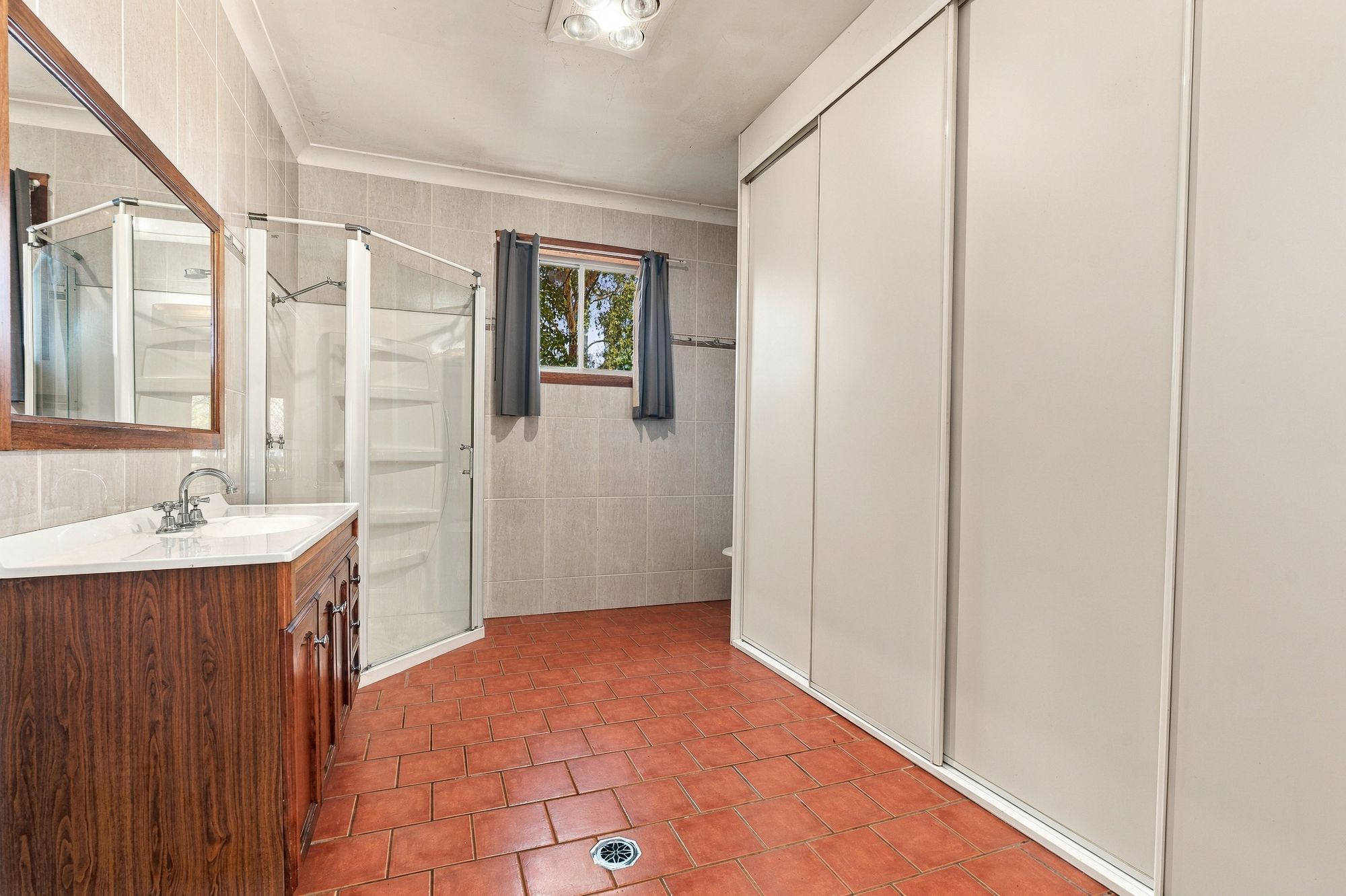 24 George Street — photo 11 of 18