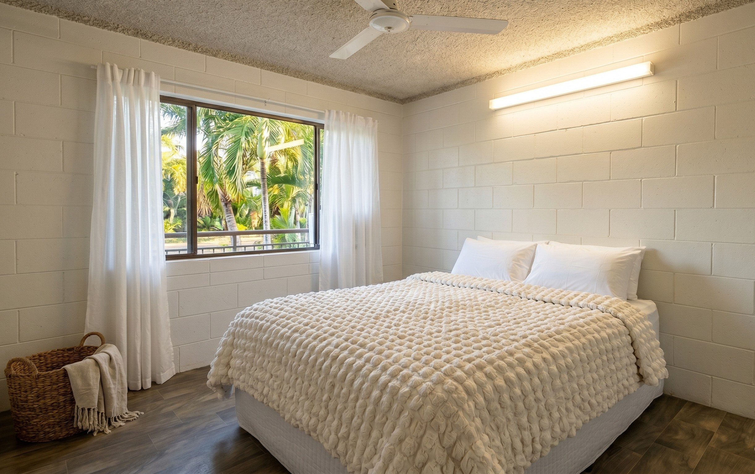 2/167 Shute Harbour Road, Cannonvale, QLD 4802