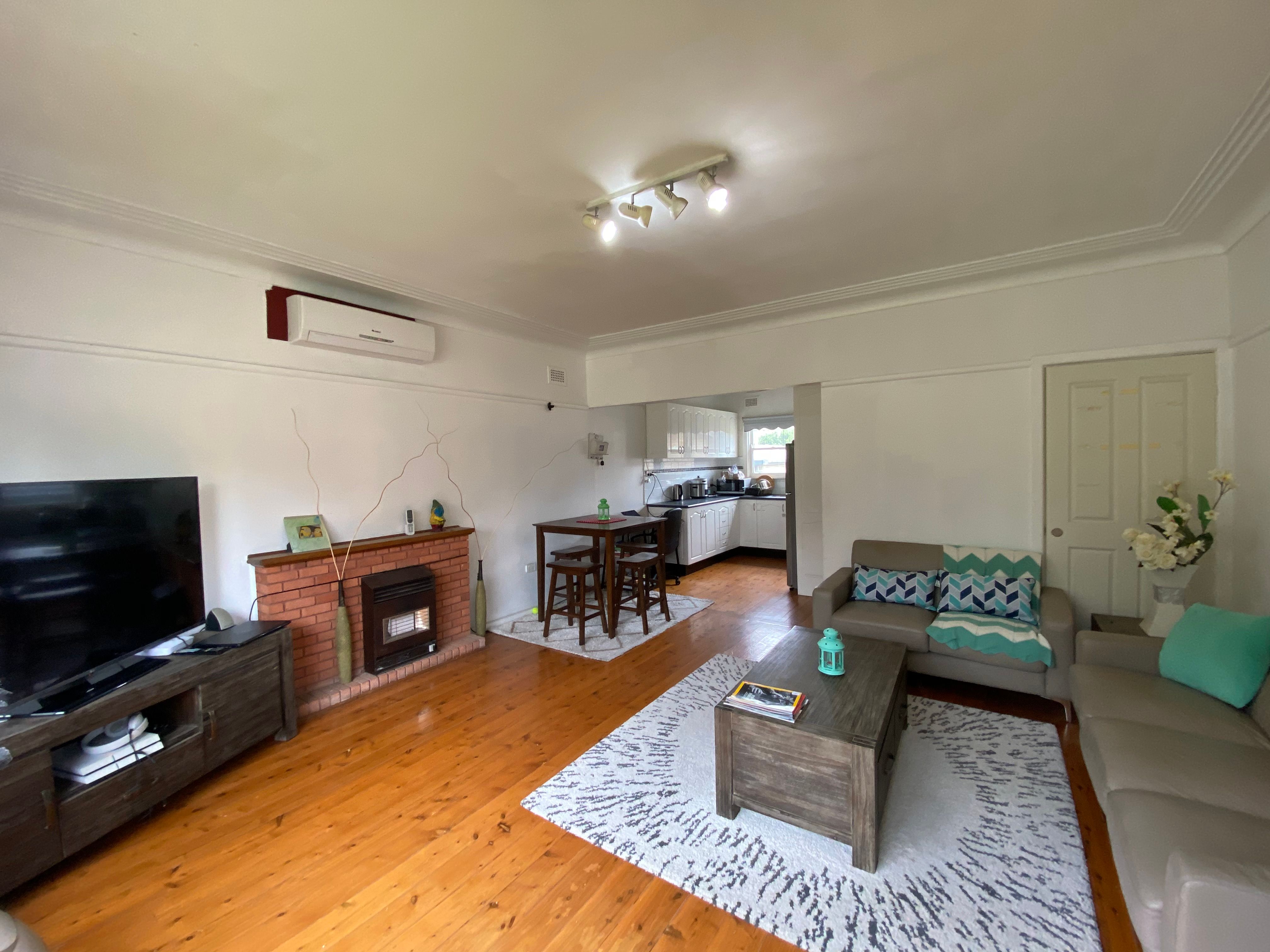 25 Fullerton Crescent, Riverwood, NSW 2210