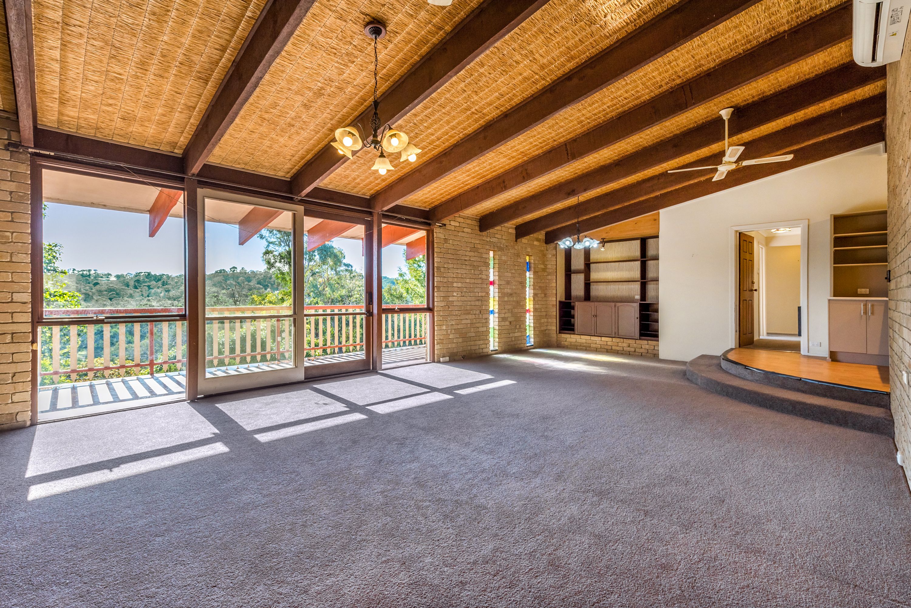 16 Oak Grove, Mount Evelyn, VIC 3796