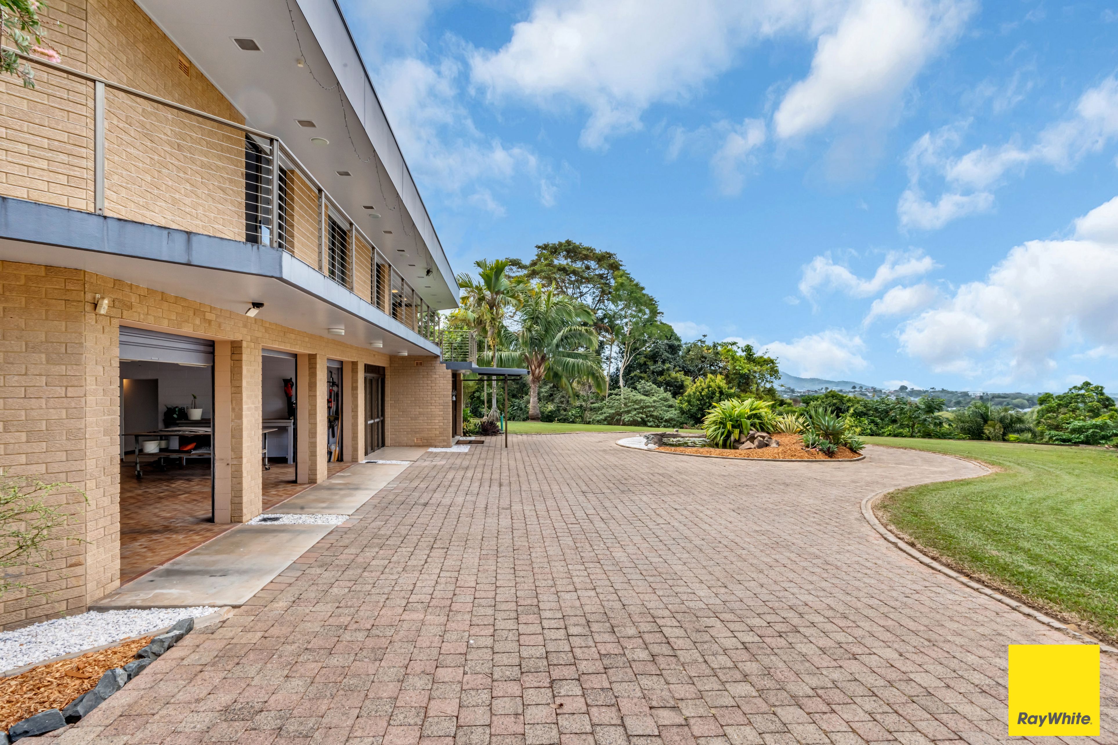 3 Moowooga Street, Earlville, QLD 4870