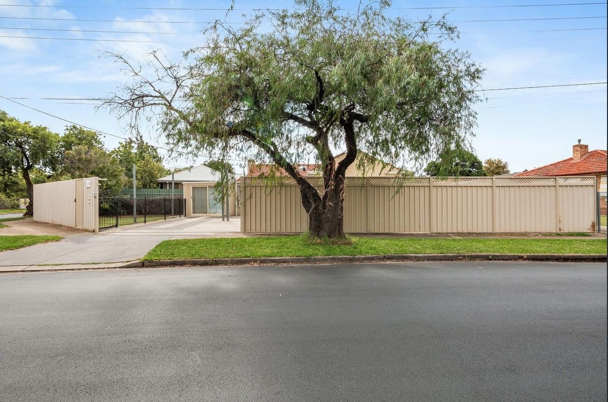 4 Coleridge Crescent, Clearview, SA 5085