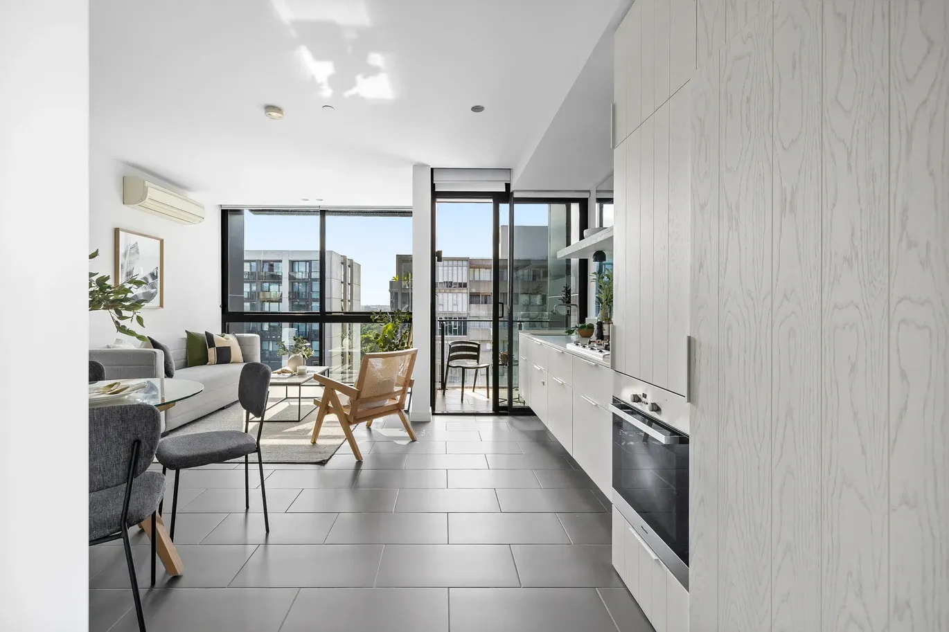 2010/22 Dorcas Street, Southbank, VIC 3006