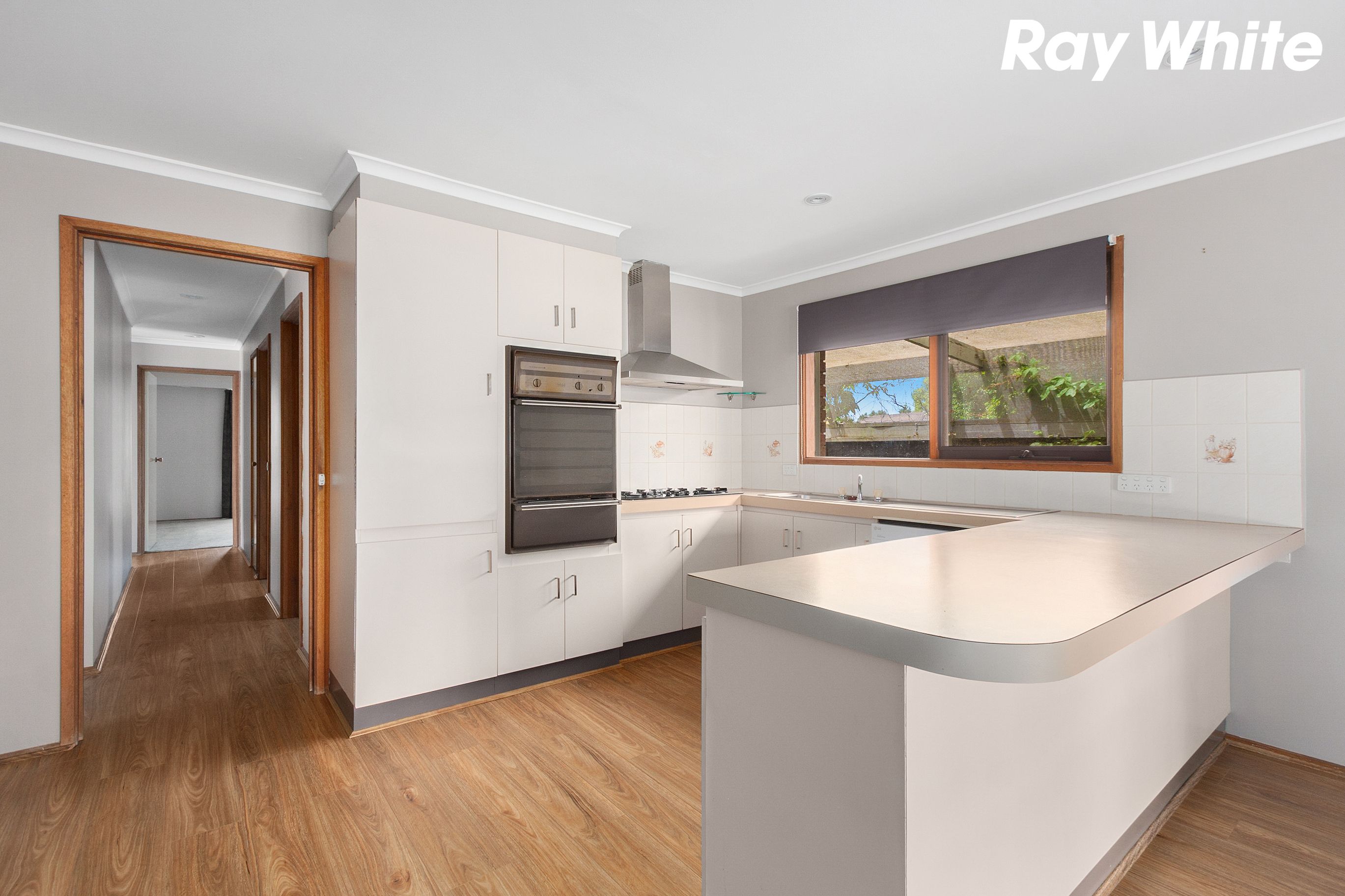 24 Lorraine Court, Pakenham, VIC 3810
