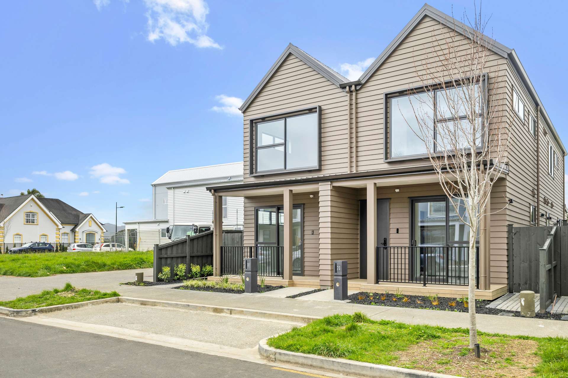31 Burberry Heights photo 9