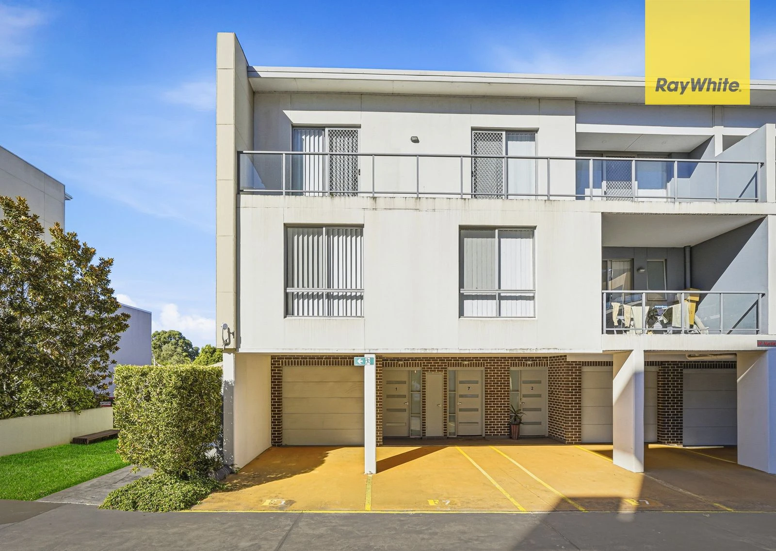 1/8F Myrtle Street, Prospect, NSW 2148