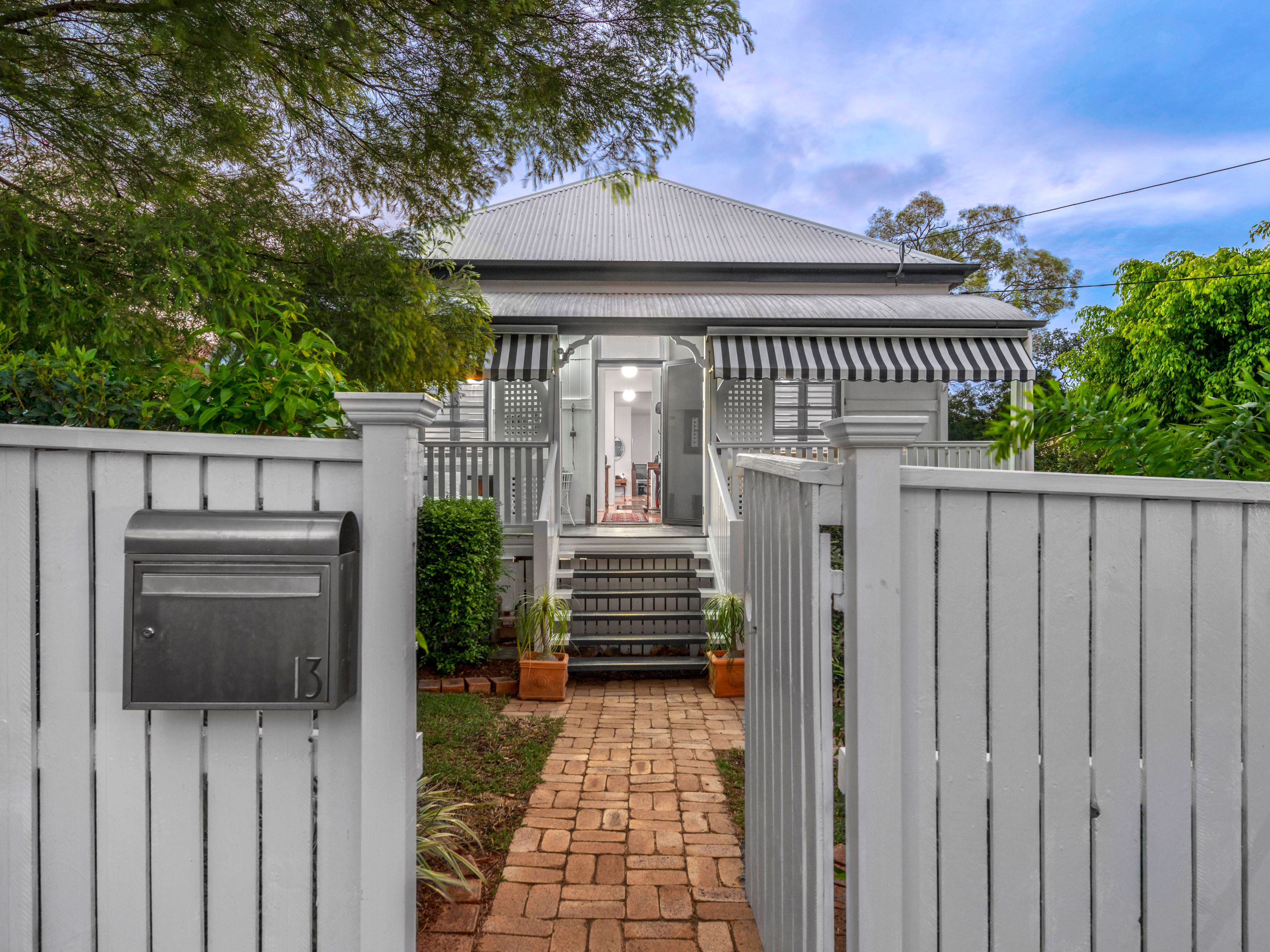13 Leslie Street, Nundah QLD 4012