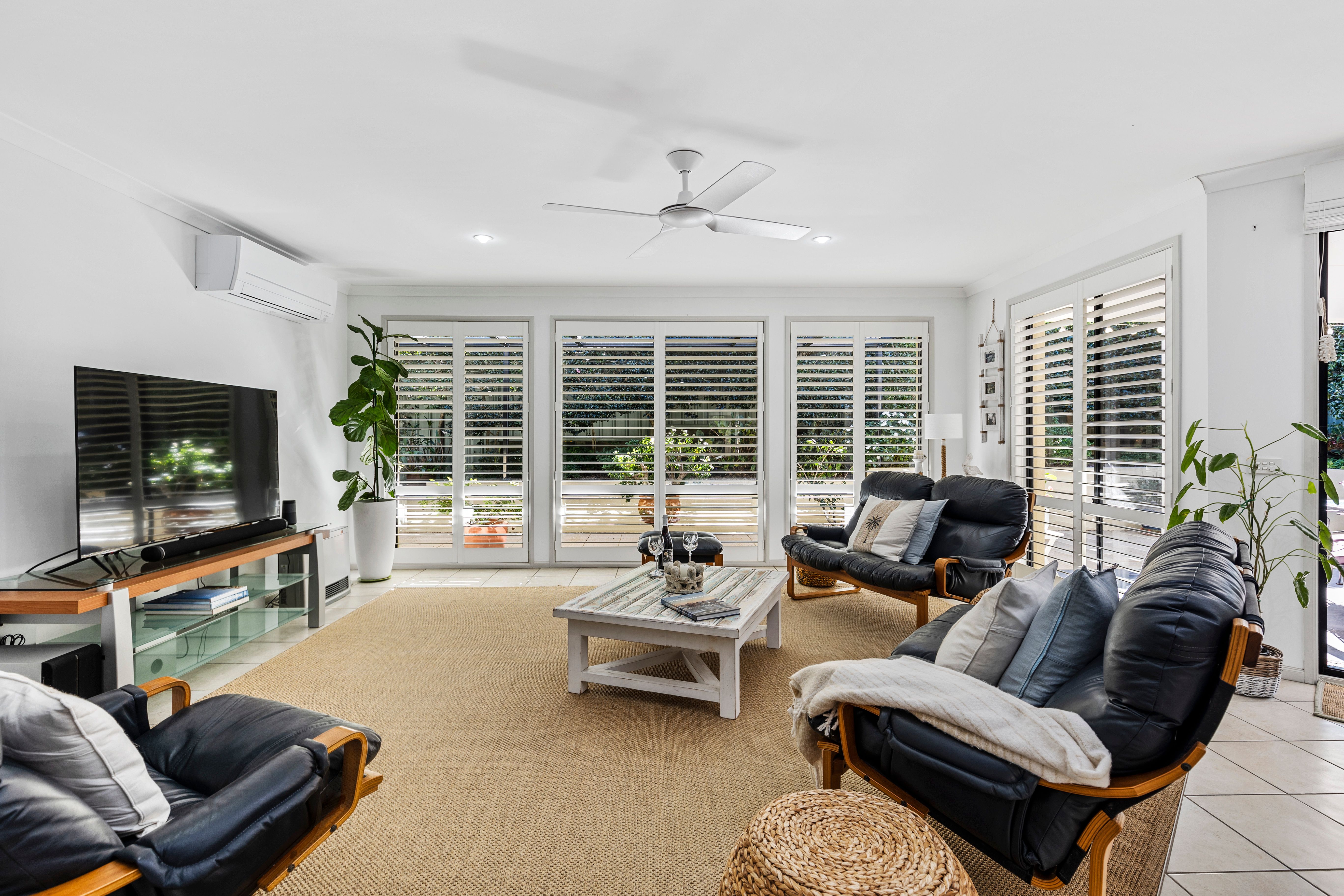 24 Yarrawonga Drive, Mollymook Beach, NSW 2539