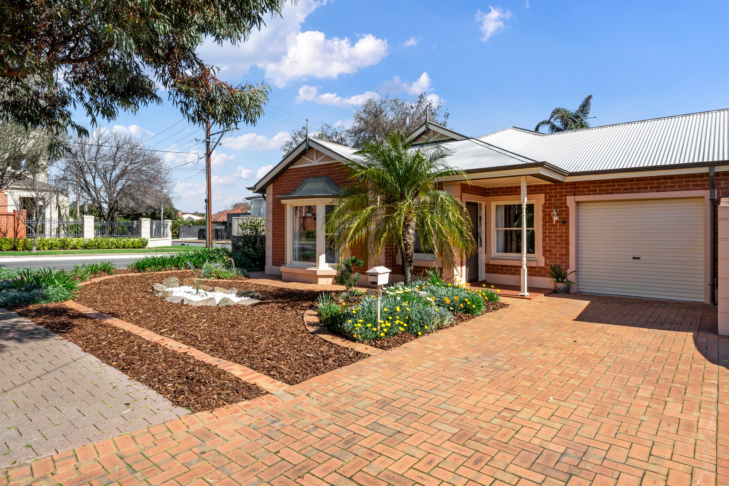 2C Cedar Avenue, Campbelltown, SA 5074