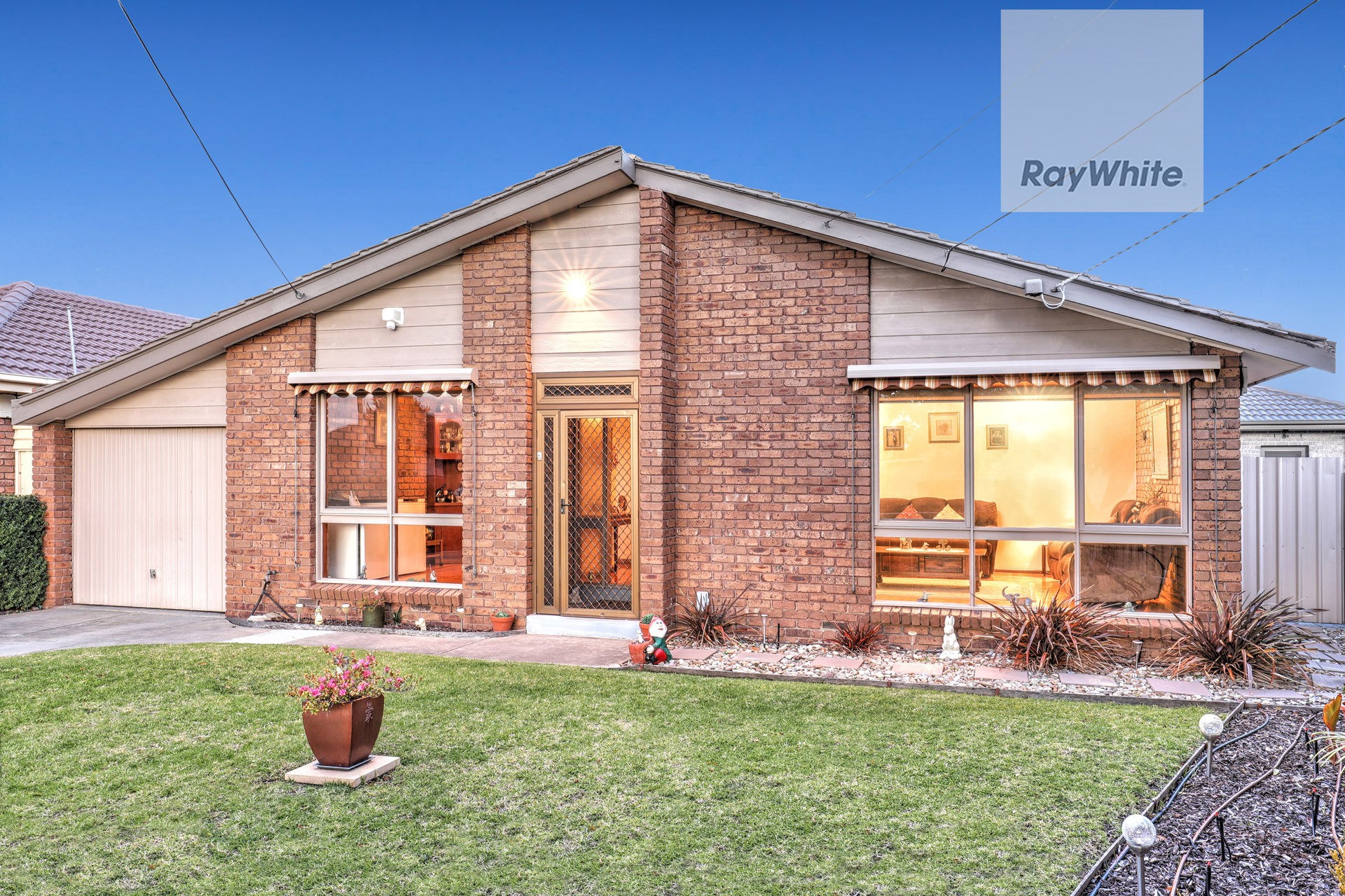 5 Kylie Place, Gladstone Park, VIC 3043