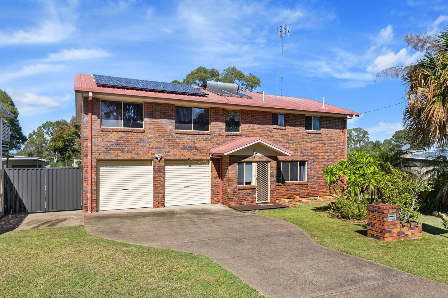 8 Petrel Avenue, River Heads QLD 4655