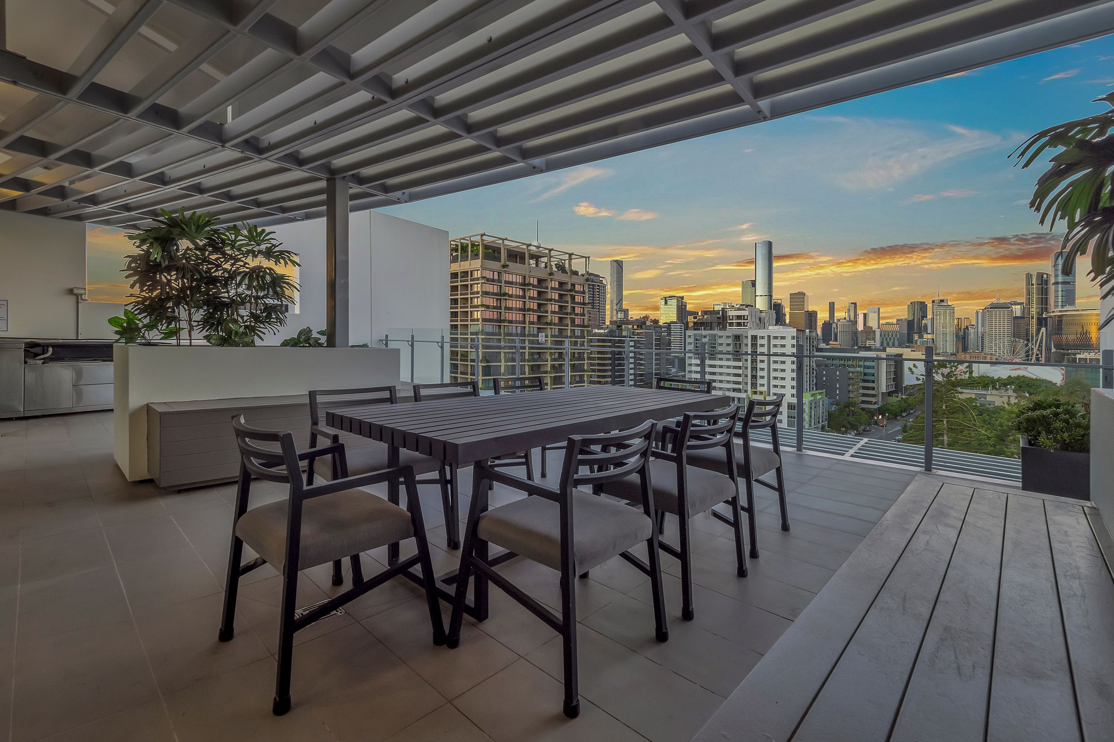 32 Russell Street, South Brisbane QLD 4101