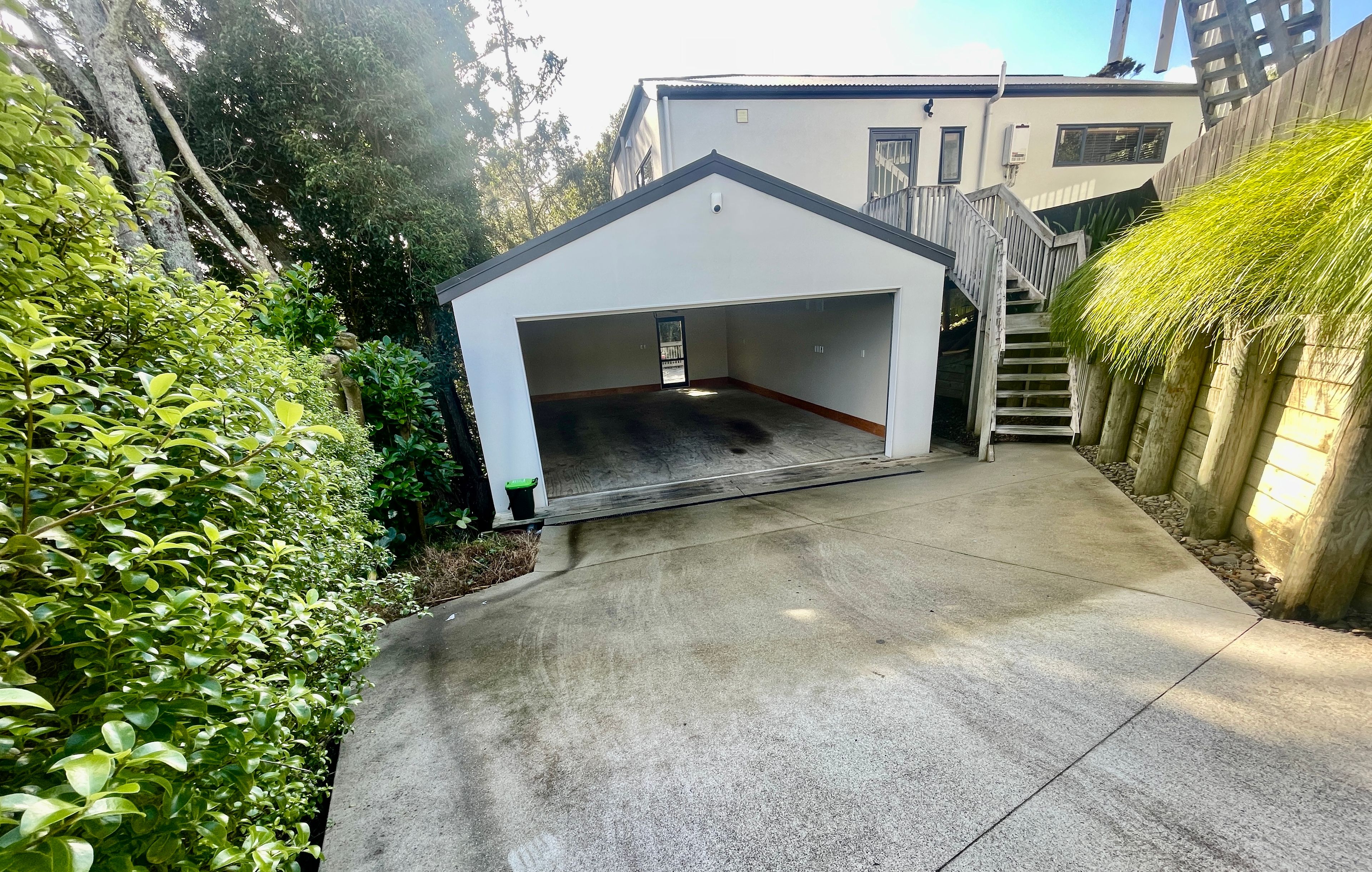 25B Domain Road, Glenfield, North Shore City