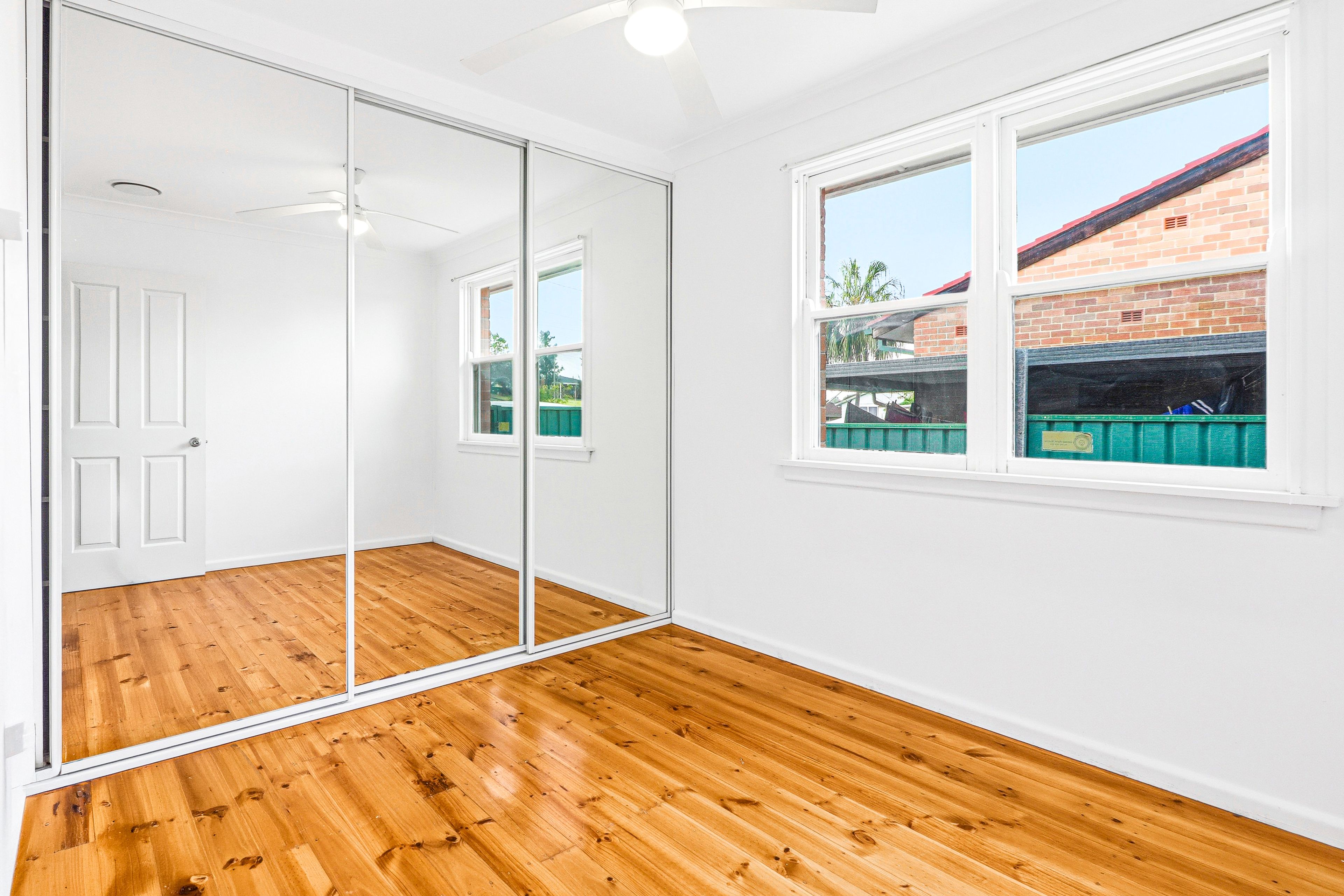 5 Hering Avenue — photo 11 of 25