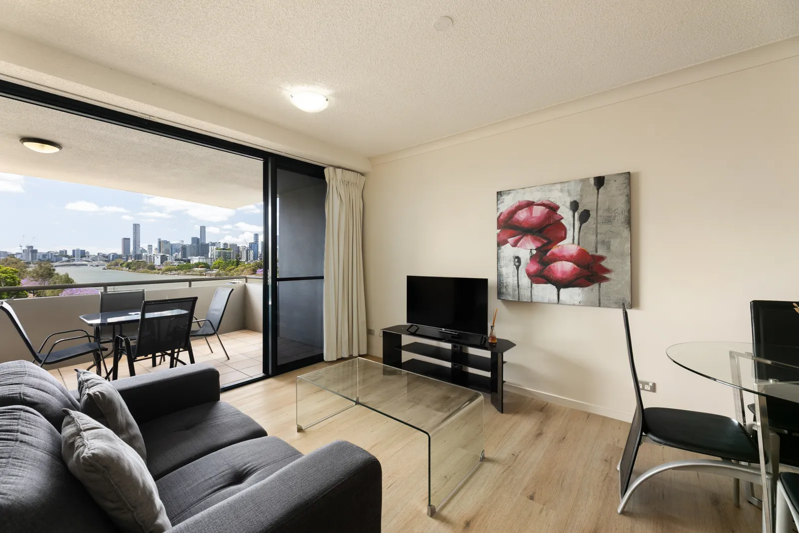 904/21 Patrick Lane, Toowong