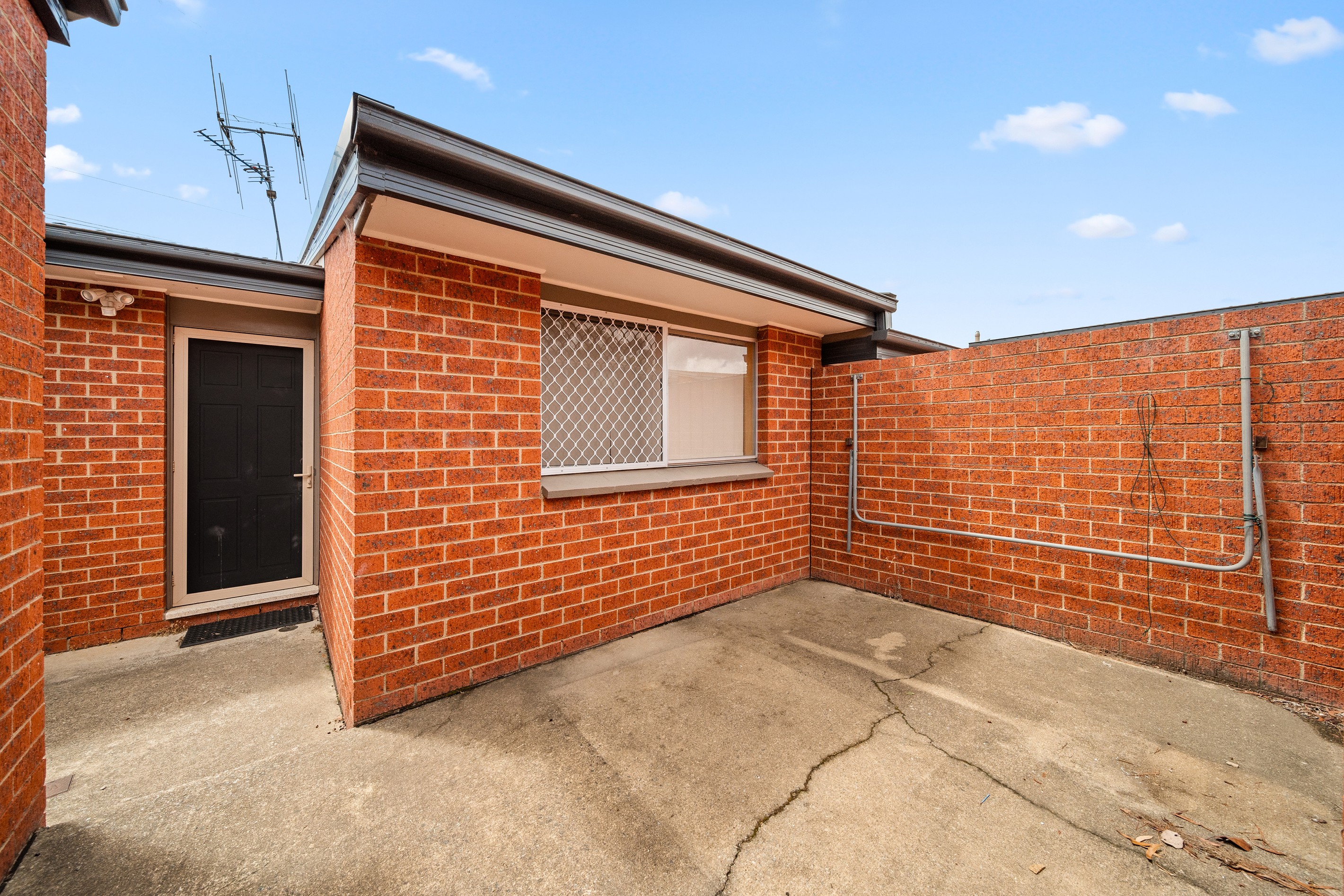 2/91-99 Donald Road, Queanbeyan, NSW 2620