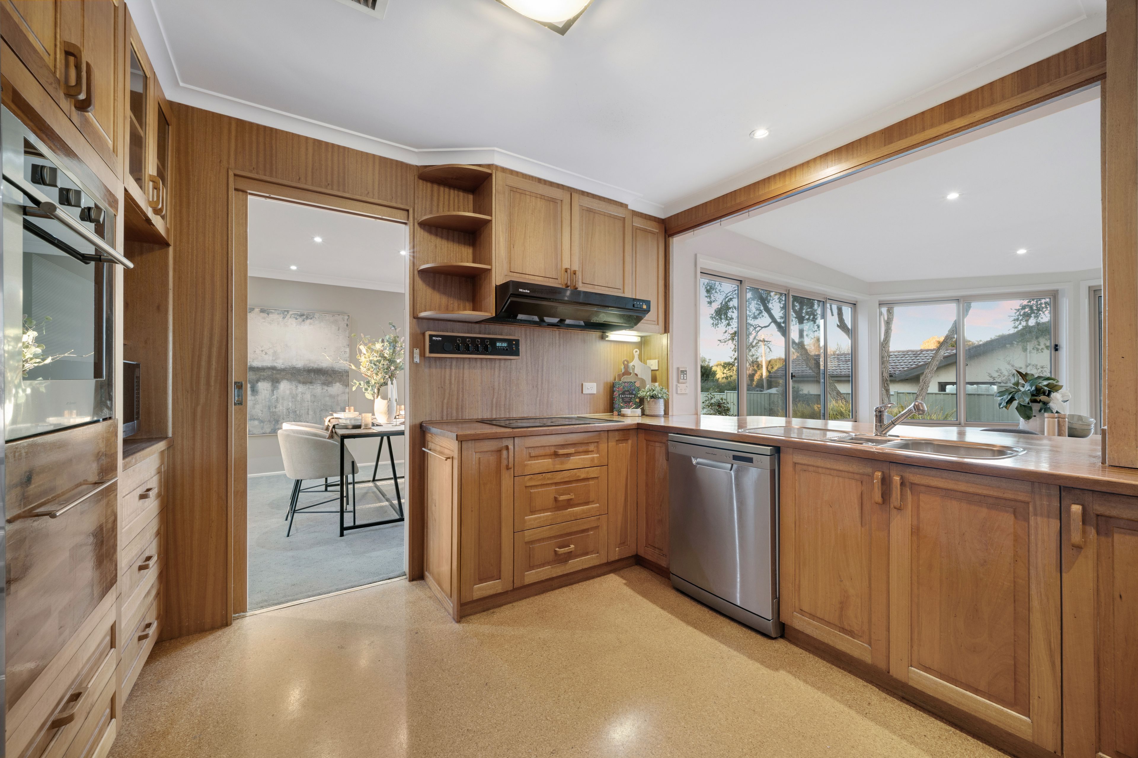 29 Shumack Street — photo 4 of 30