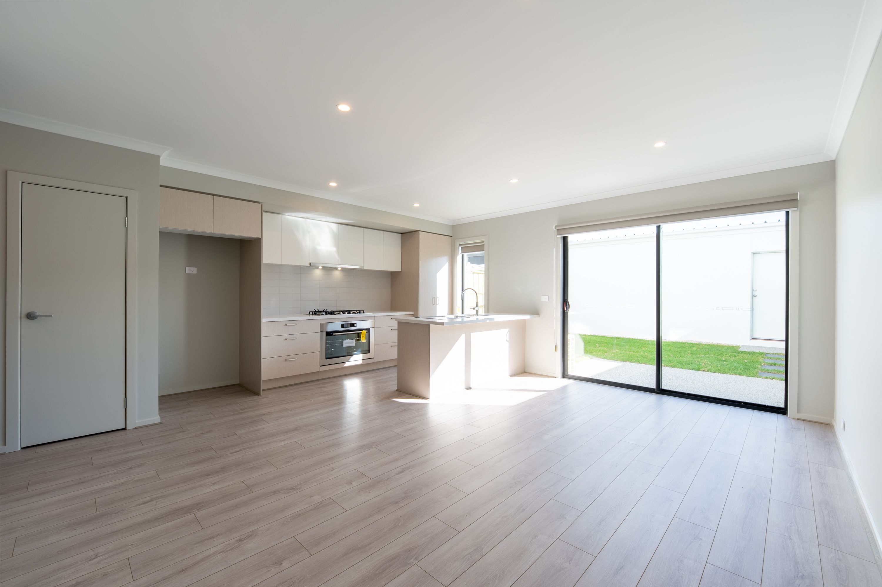 5 Buckwheat Walk, Mickleham, VIC 3064