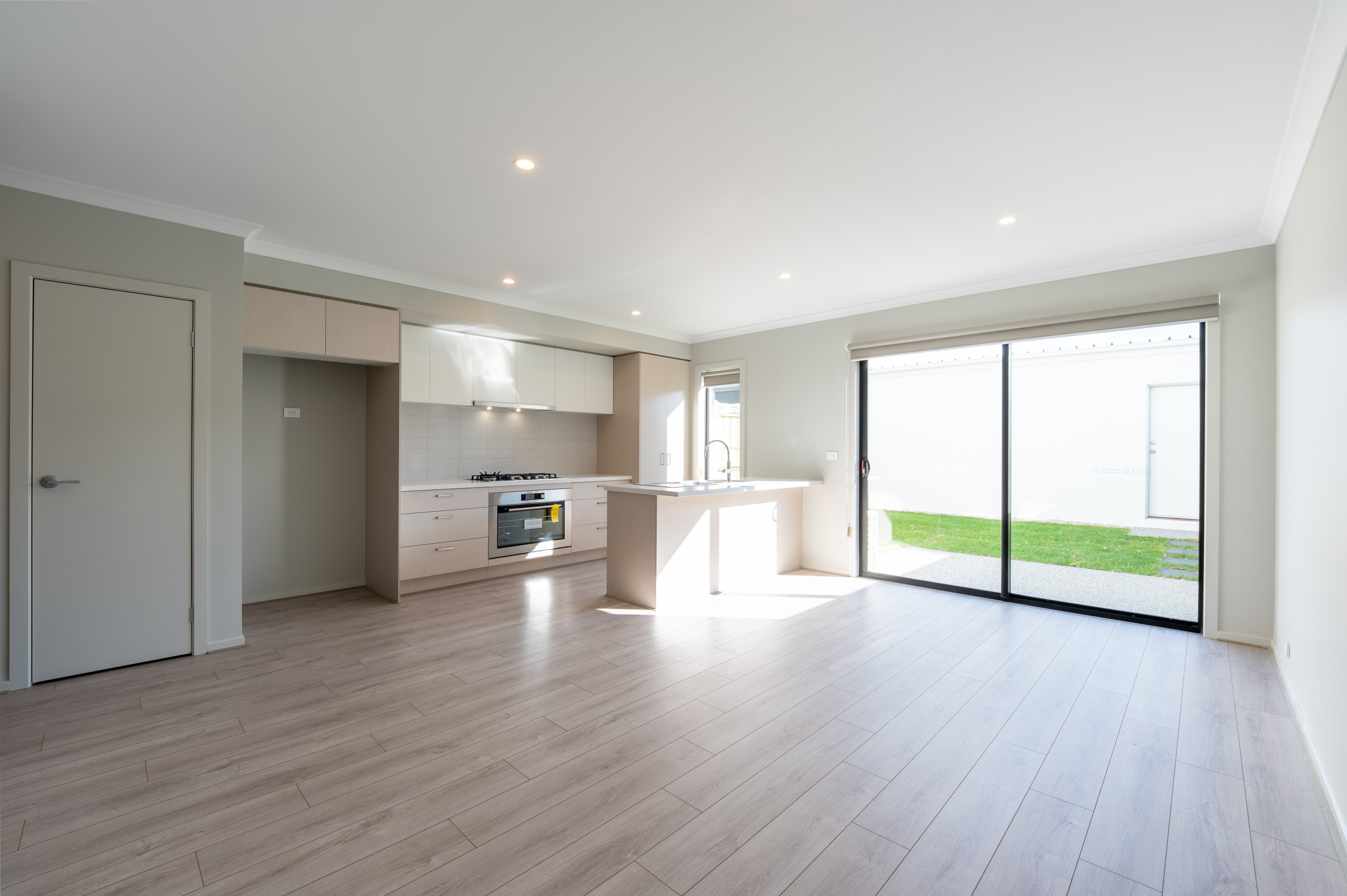 5 Buckwheat Walk, Mickleham, VIC 3064