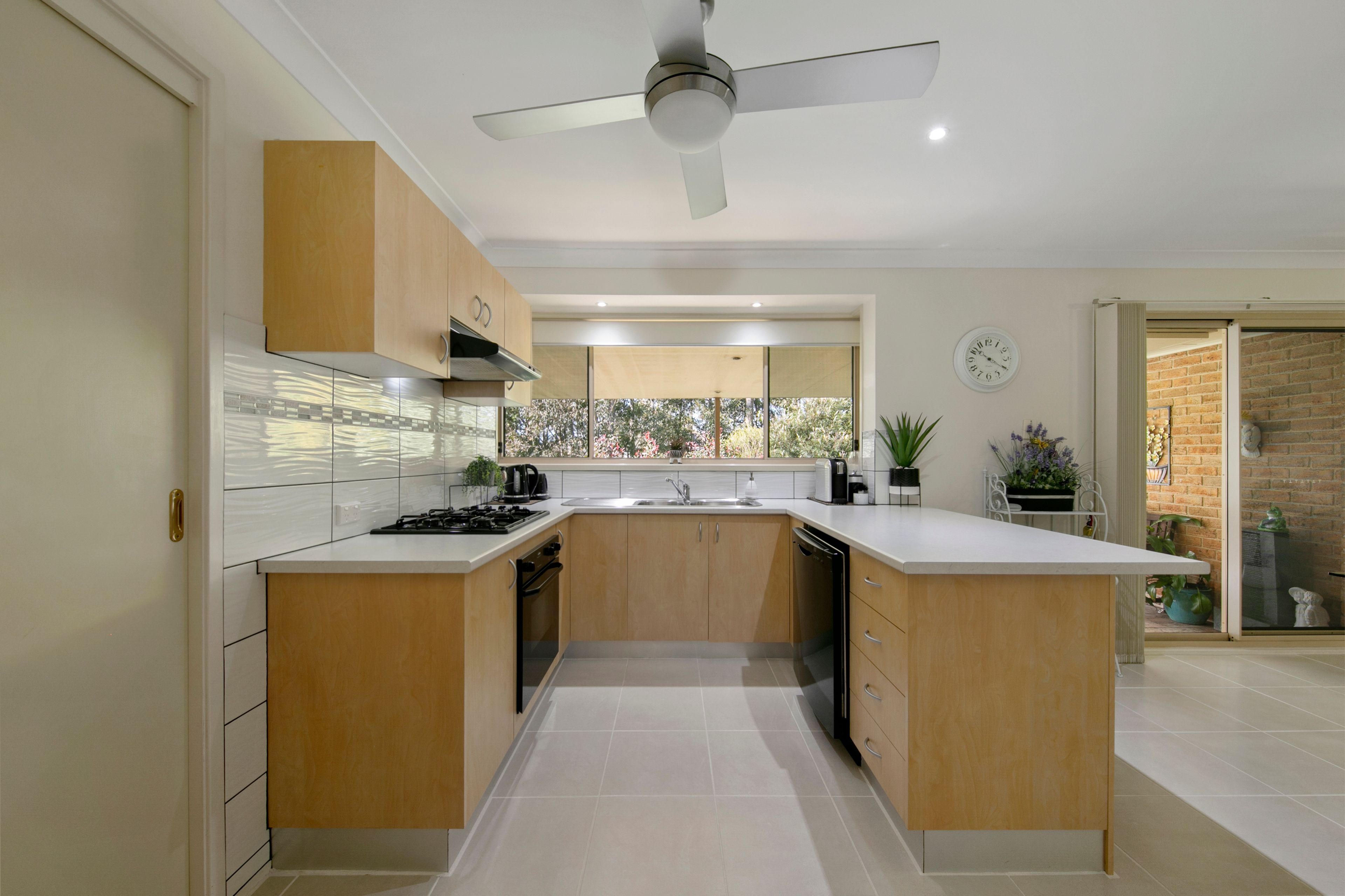 17 Hebrides Road, Fletcher, NSW 2287