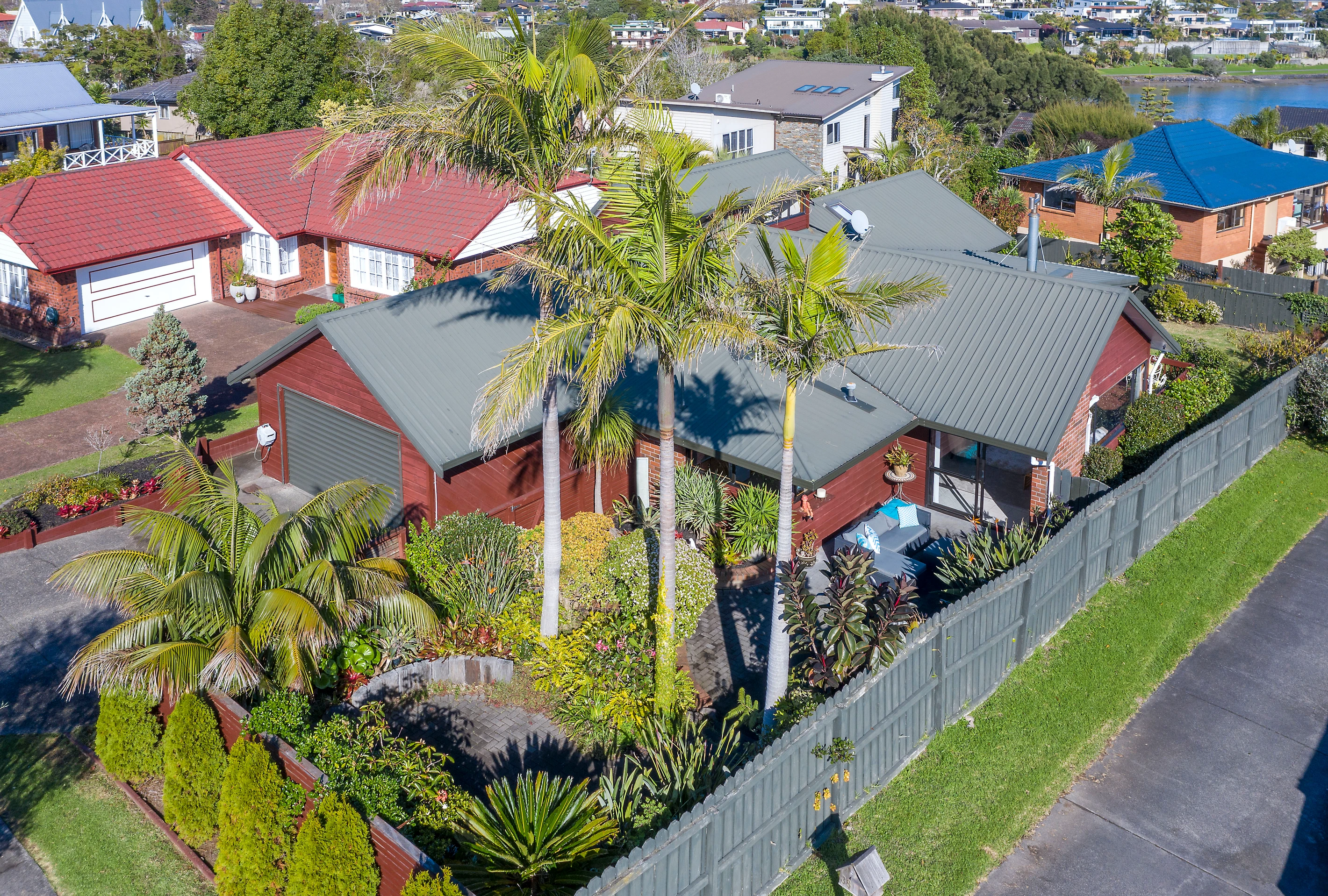 34 Venus Place, Half Moon Bay, Manukau City
