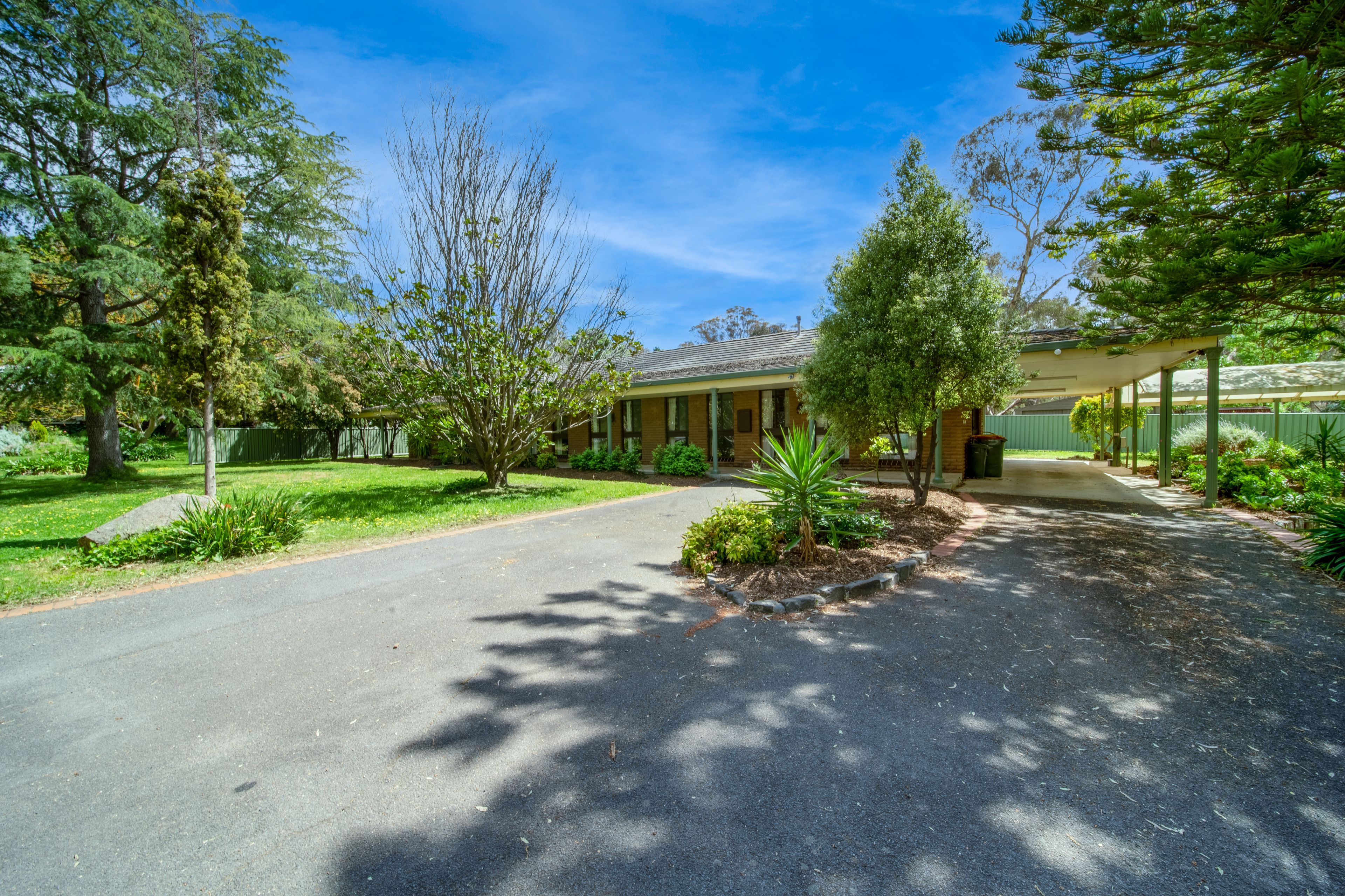 160 Crusoe Road, Kangaroo Flat, VIC 3555