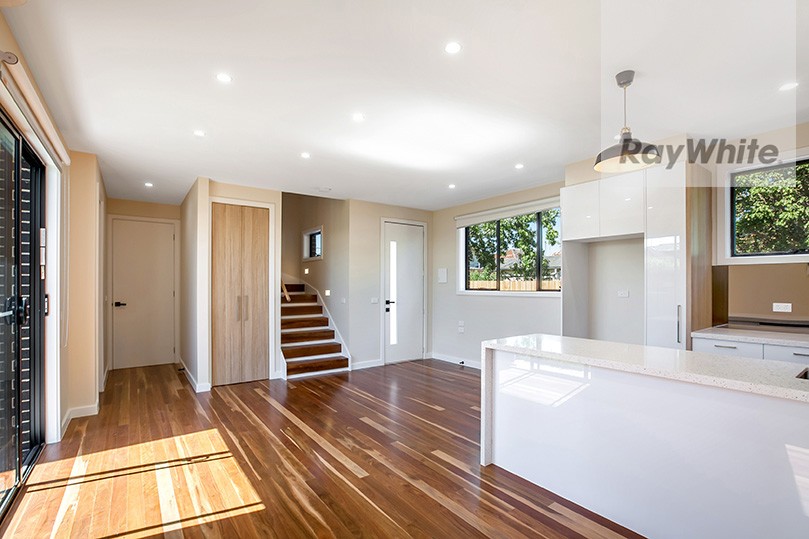 2/99 Crookston Road, Reservoir, VIC 3073