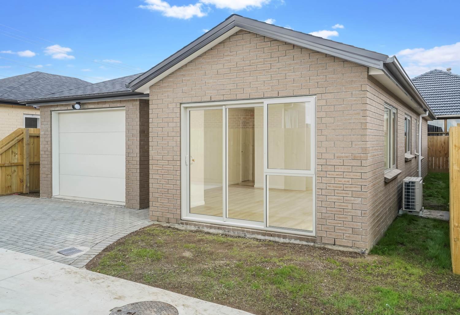 61b Settlement Road, Papakura, Papakura