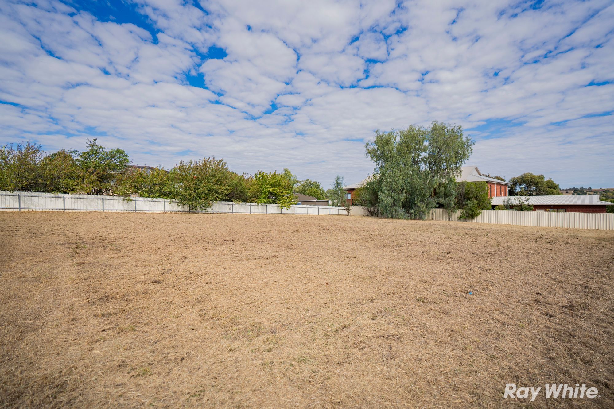 2 Vaughan Street, Junee NSW 2663