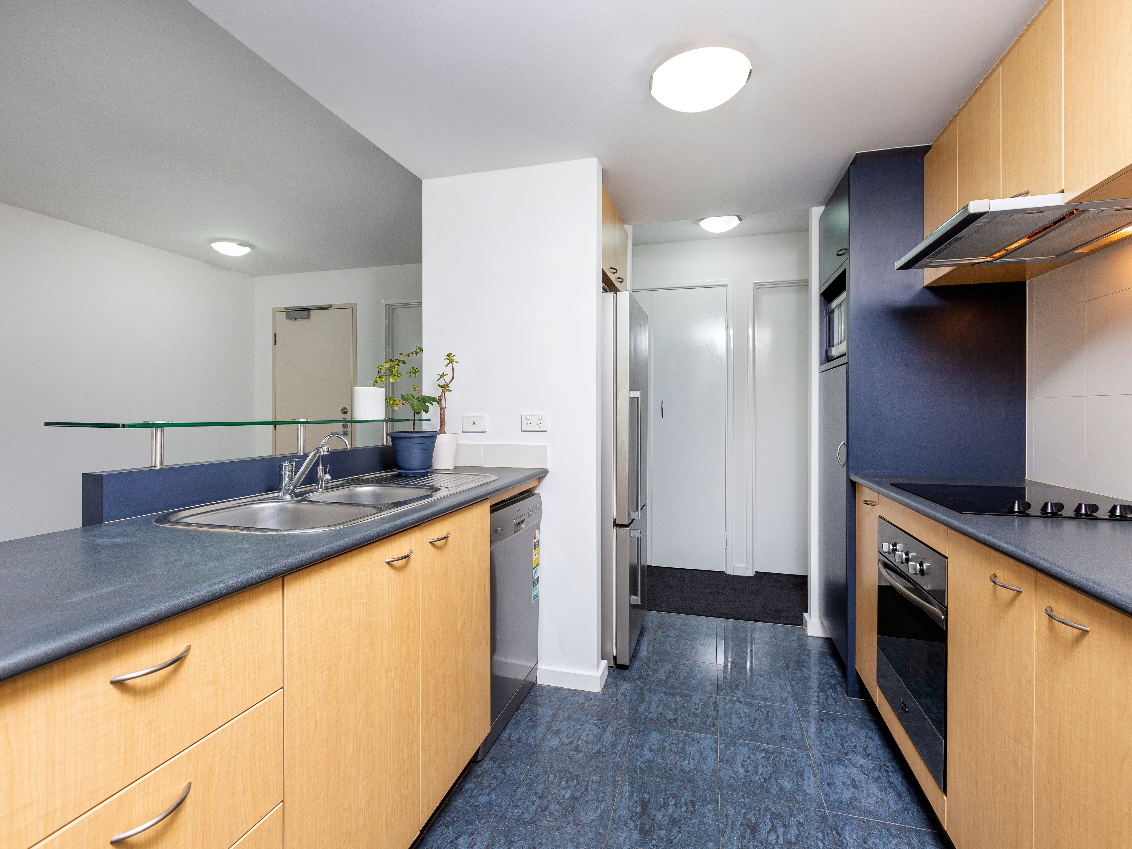 11 Tanunda Drive, Rivervale, WA 6103
