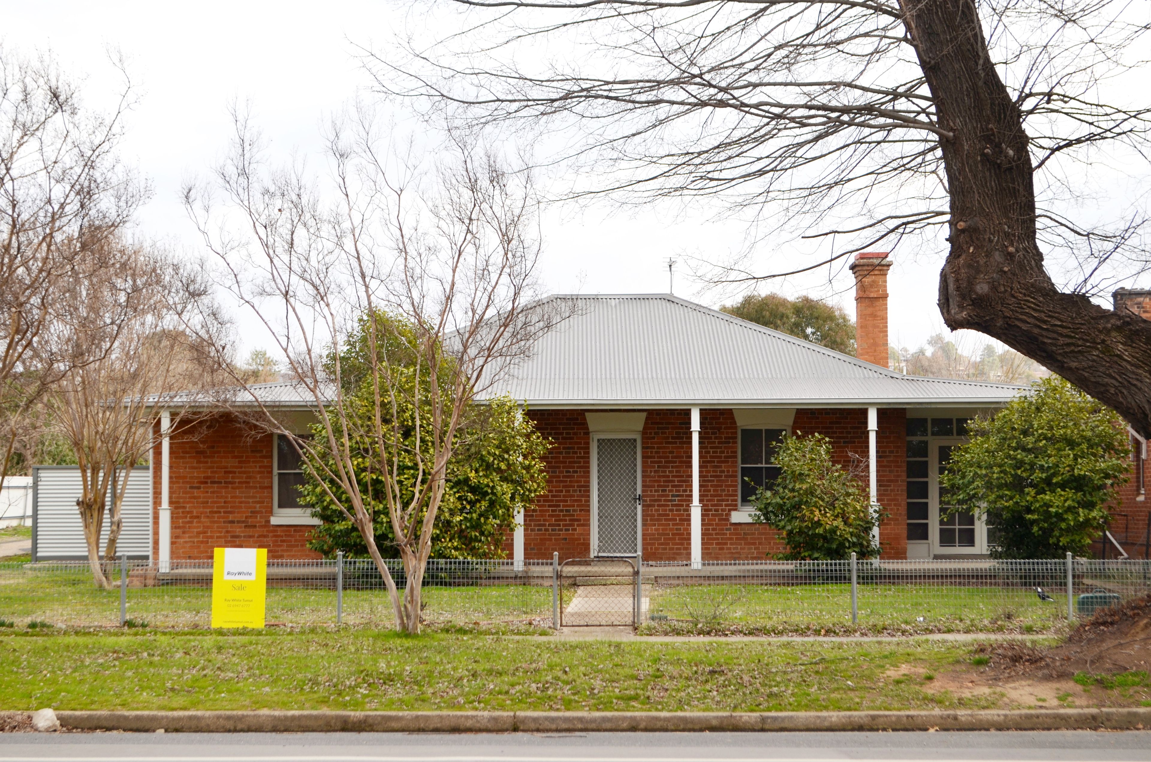 101 Fitzroy Street, Tumut, NSW 2720