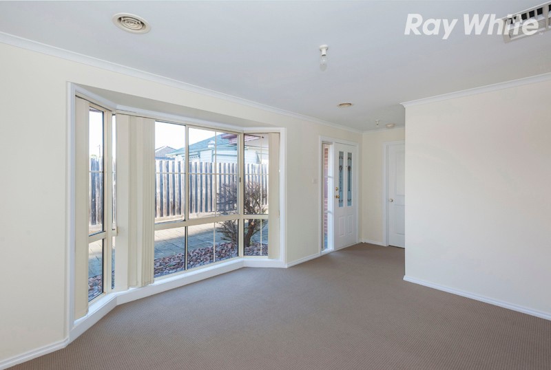 2/11 Cash Street, Kingsbury, VIC 3083