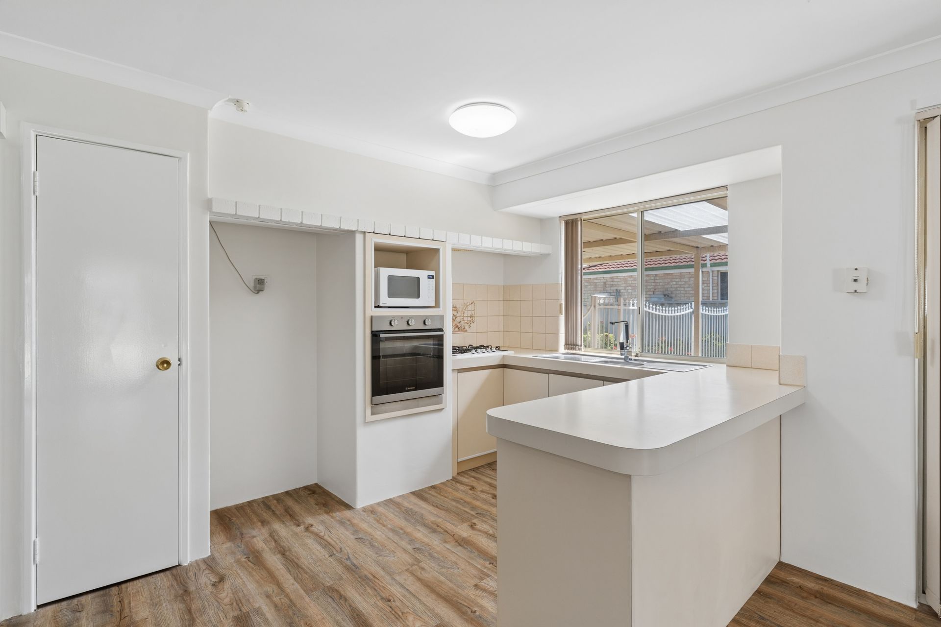 111 Oakmont Avenue — photo 9 of 28