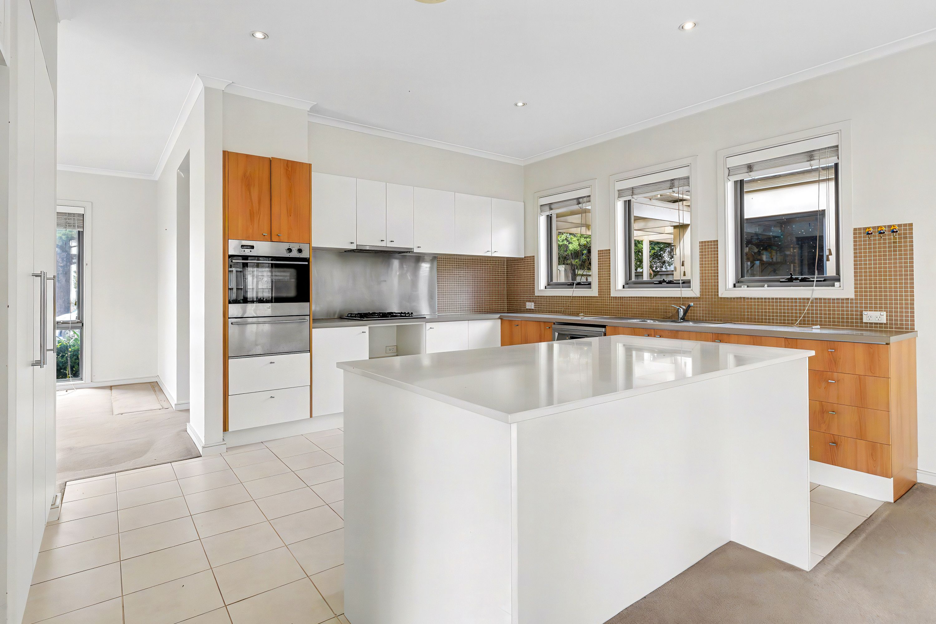 37 Carnoustie Parade, Heatherton, VIC 3202
