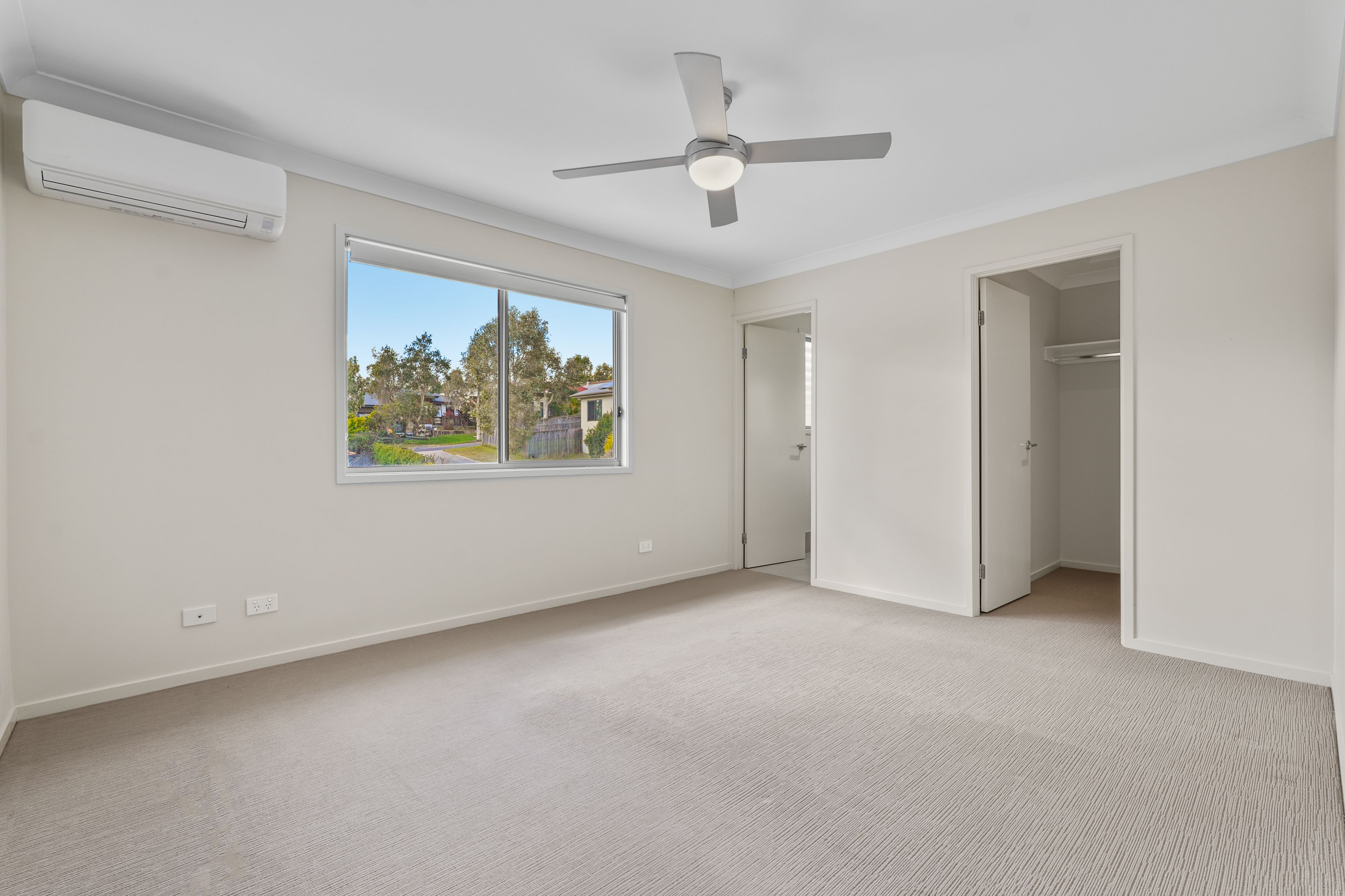 3/4 Tea Trees Avenue — photo 11 of 22